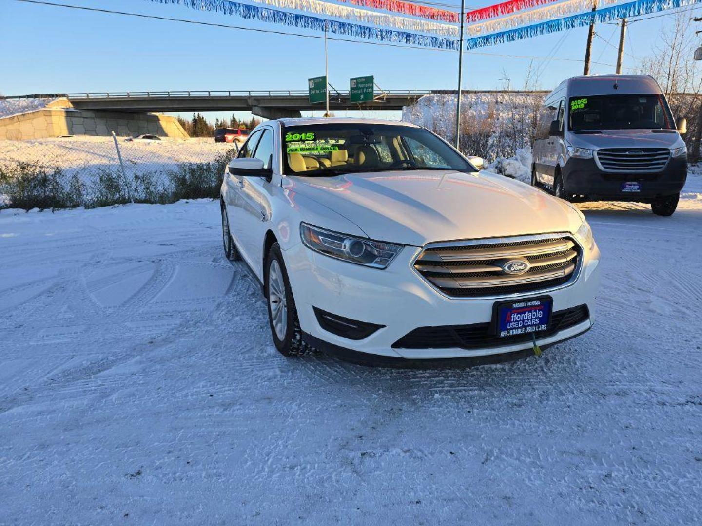 2015 WHITE FORD TAURUS SEL (1FAHP2H82FG) with an 3.5L engine, Automatic transmission, located at 2525 S. Cushman, Fairbanks, AK, 99701, (907) 452-5707, 64.824036, -147.712311 - Photo#0