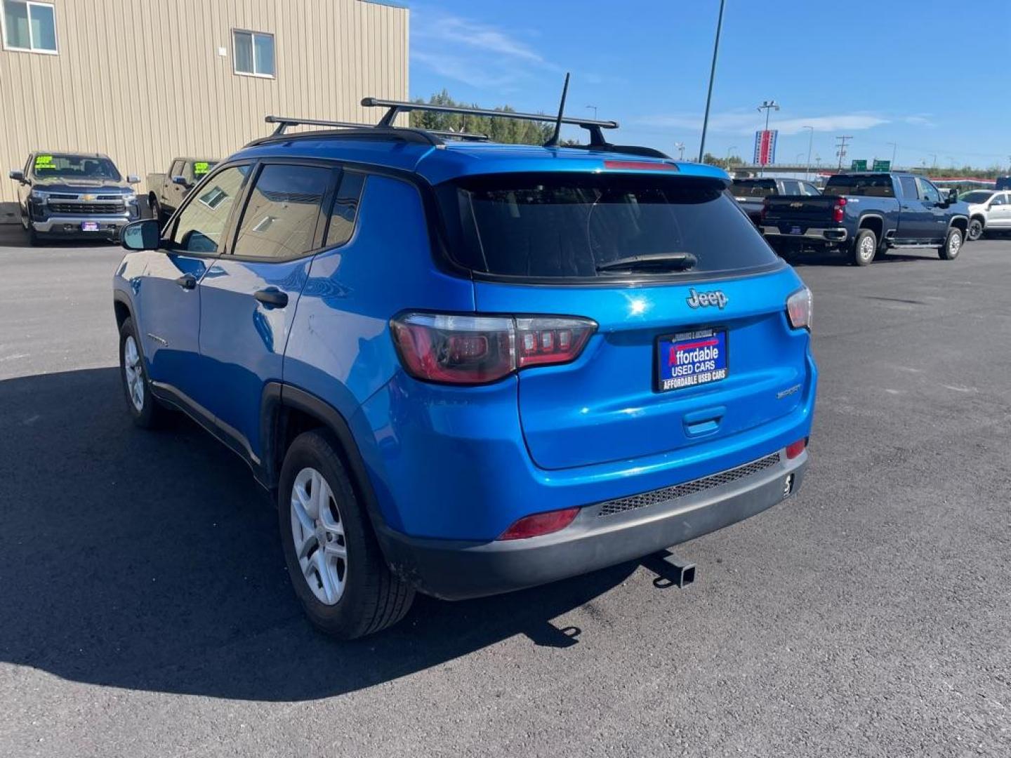 2018 BLUE JEEP COMPASS SPORT (3C4NJCAB5JT) with an 2.4L engine, Automatic transmission, located at 2525 S. Cushman, Fairbanks, AK, 99701, (907) 452-5707, 64.824036, -147.712311 - Photo#2