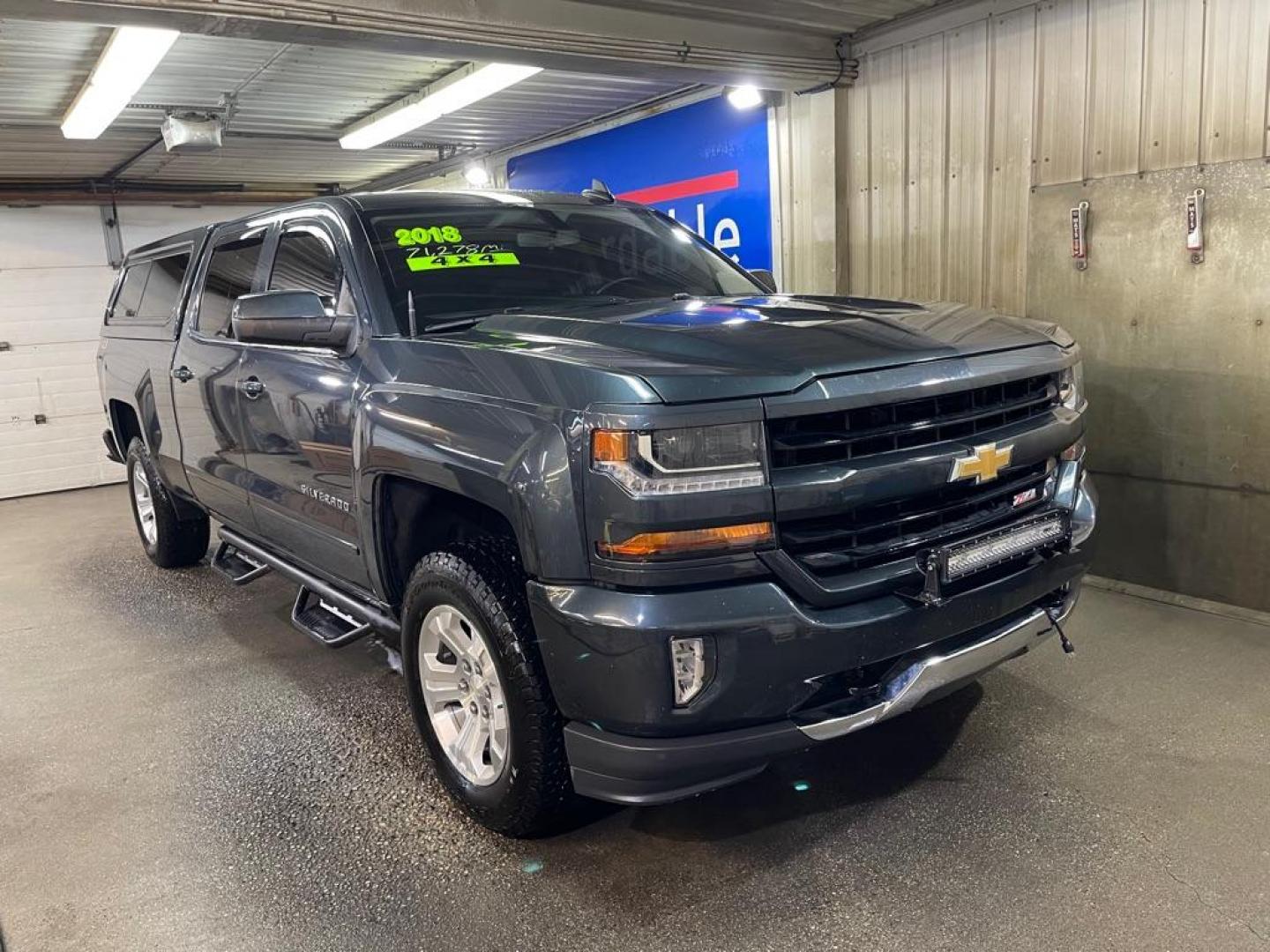 2018 BLUE CHEVROLET SILVERADO 1500 LT (3GCUKREC8JG) with an 5.3L engine, Automatic transmission, located at 2525 S. Cushman, Fairbanks, AK, 99701, (907) 452-5707, 64.824036, -147.712311 - Photo#0