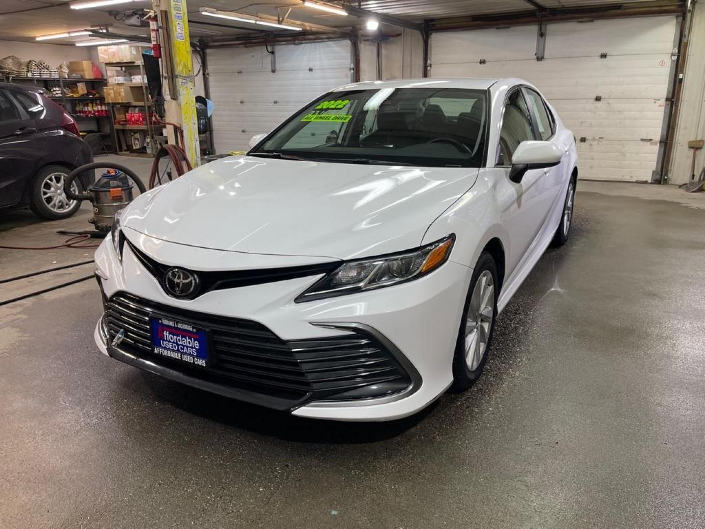 2022 WHITE TOYOTA CAMRY LE (4T1C11BK6NU) with an 2.5L engine, Automatic transmission, located at 2525 S. Cushman, Fairbanks, AK, 99701, (907) 452-5707, 64.824036, -147.712311 - Photo#1