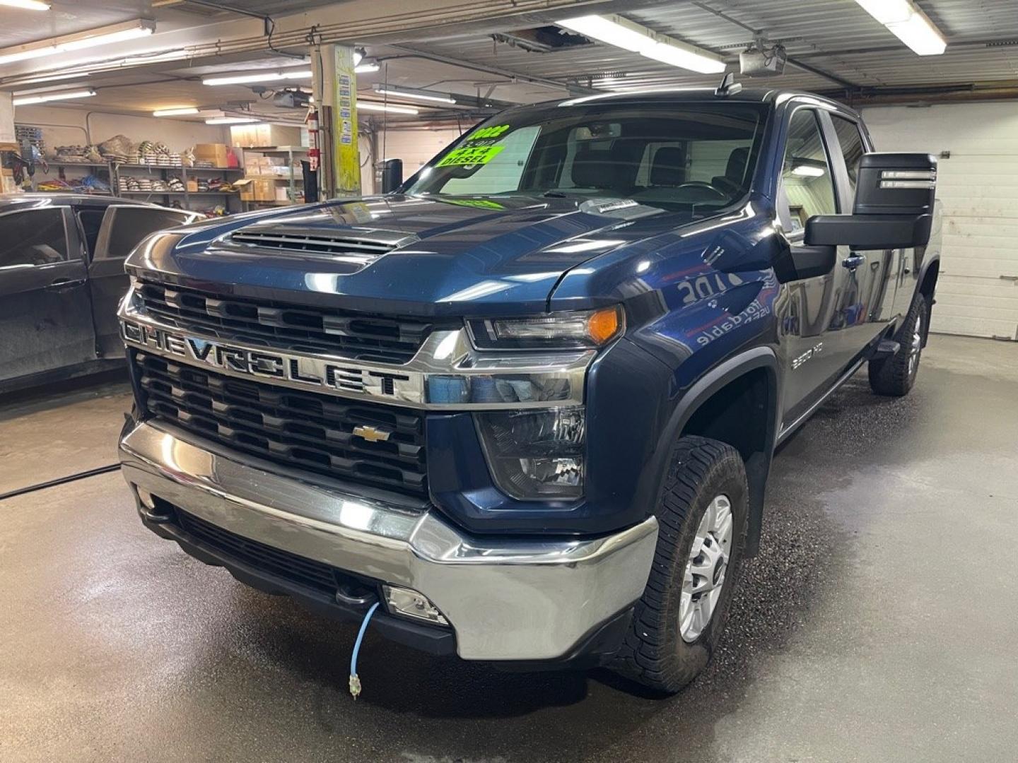 2022 BLUE CHEVROLET SILVERADO 2500 HEAVY DUTY LT (1GC4YNEY6NF) with an 6.6L engine, Automatic transmission, located at 2525 S. Cushman, Fairbanks, AK, 99701, (907) 452-5707, 64.824036, -147.712311- Photo#1