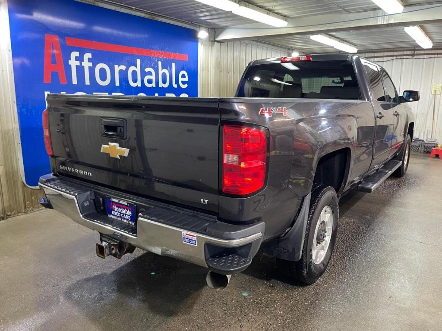 2015 GREY CHEVROLET SILVERADO 2500 HEAVY DUTY LT (1GC1KVE85FF) with an 6.6L engine, Automatic transmission, located at 2525 S. Cushman, Fairbanks, AK, 99701, (907) 452-5707, 64.824036, -147.712311 - Photo#2