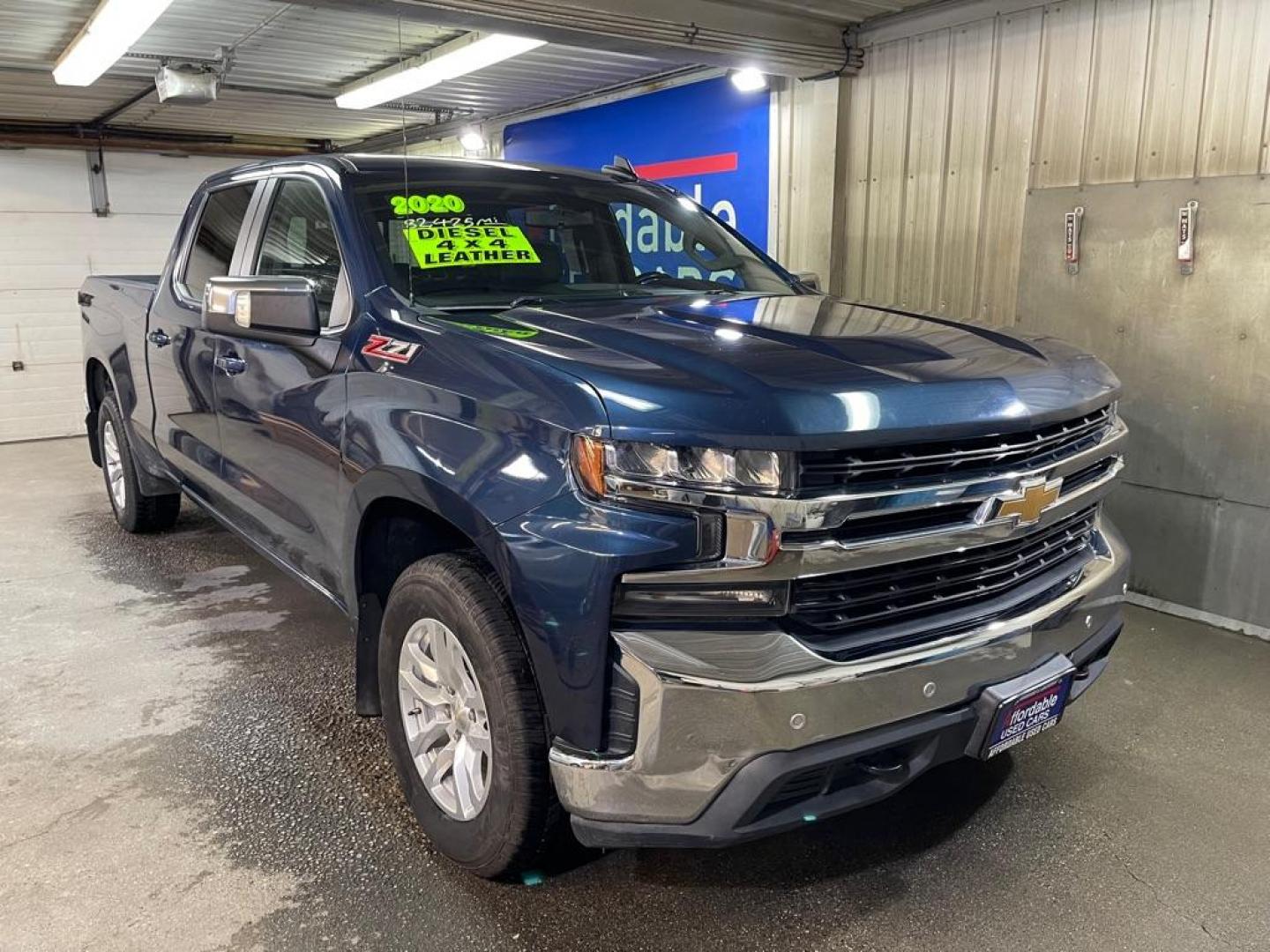 2020 BLUE CHEVROLET SILVERADO 1500 LT (3GCUYDET7LG) with an 3.0L engine, Automatic transmission, located at 2525 S. Cushman, Fairbanks, AK, 99701, (907) 452-5707, 64.824036, -147.712311 - Photo#0