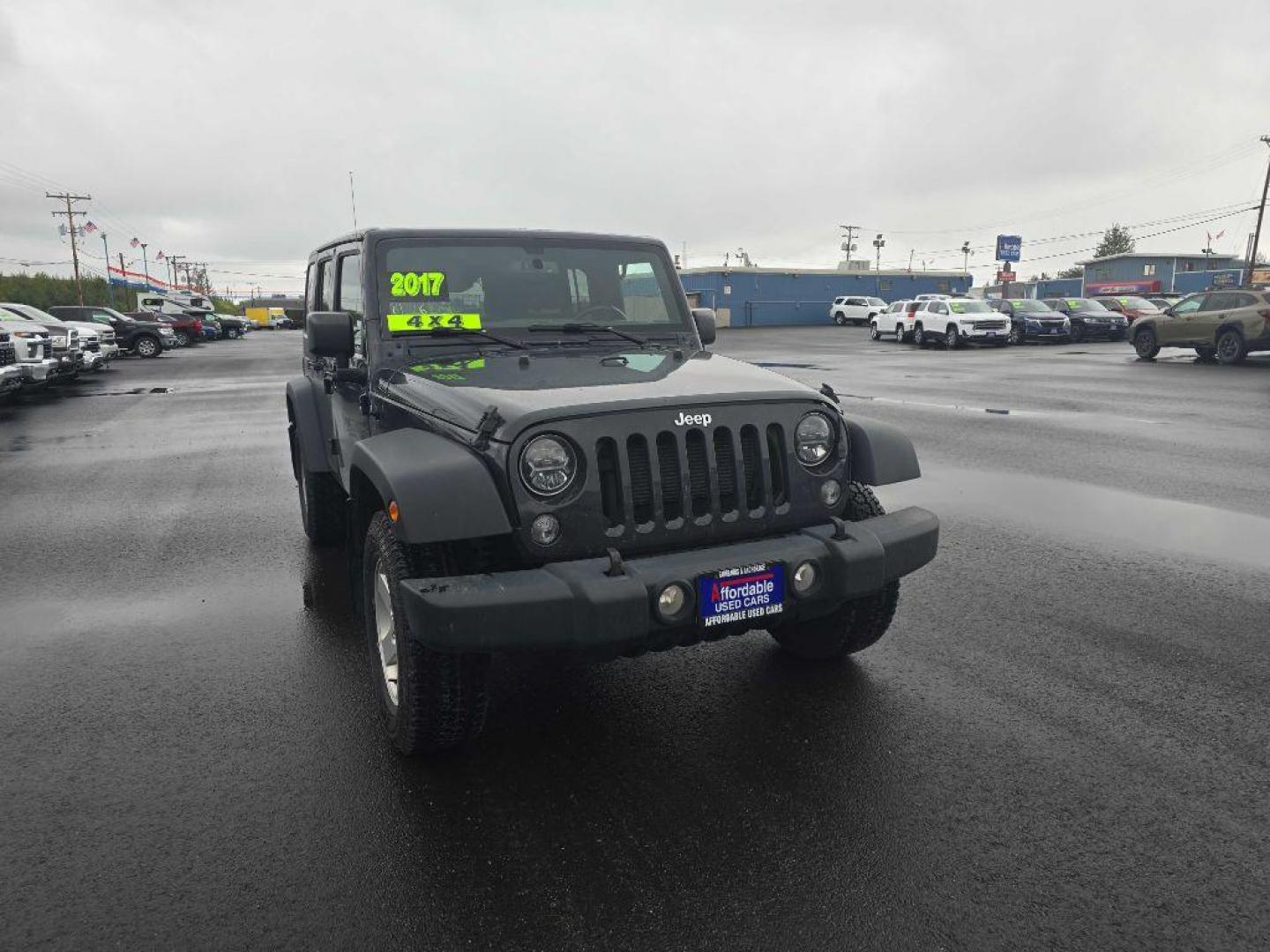 2017 GRAY JEEP WRANGLER UNLIMI SPORT (1C4BJWDG1HL) with an 3.6L engine, Automatic transmission, located at 2525 S. Cushman, Fairbanks, AK, 99701, (907) 452-5707, 64.824036, -147.712311 - Photo#1