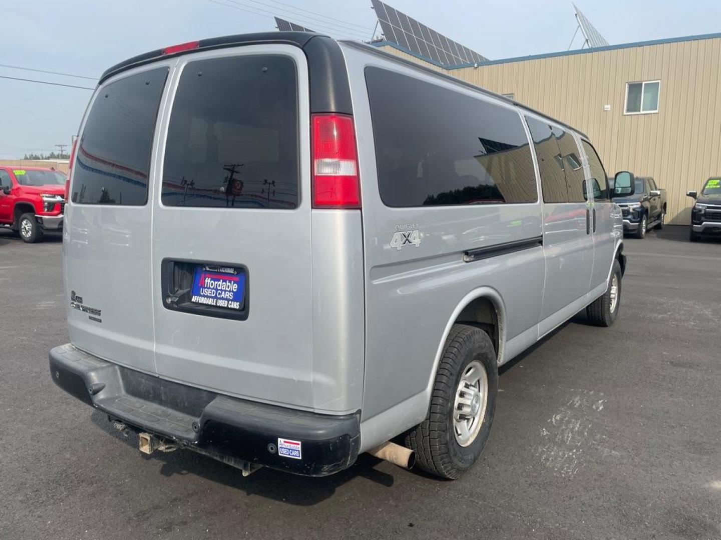 2016 SILVER CHEVROLET EXPRESS G3500 LS (1GAZGNFG2G1) with an 6.0L engine, Automatic transmission, located at 2525 S. Cushman, Fairbanks, AK, 99701, (907) 452-5707, 64.824036, -147.712311 - Photo#3