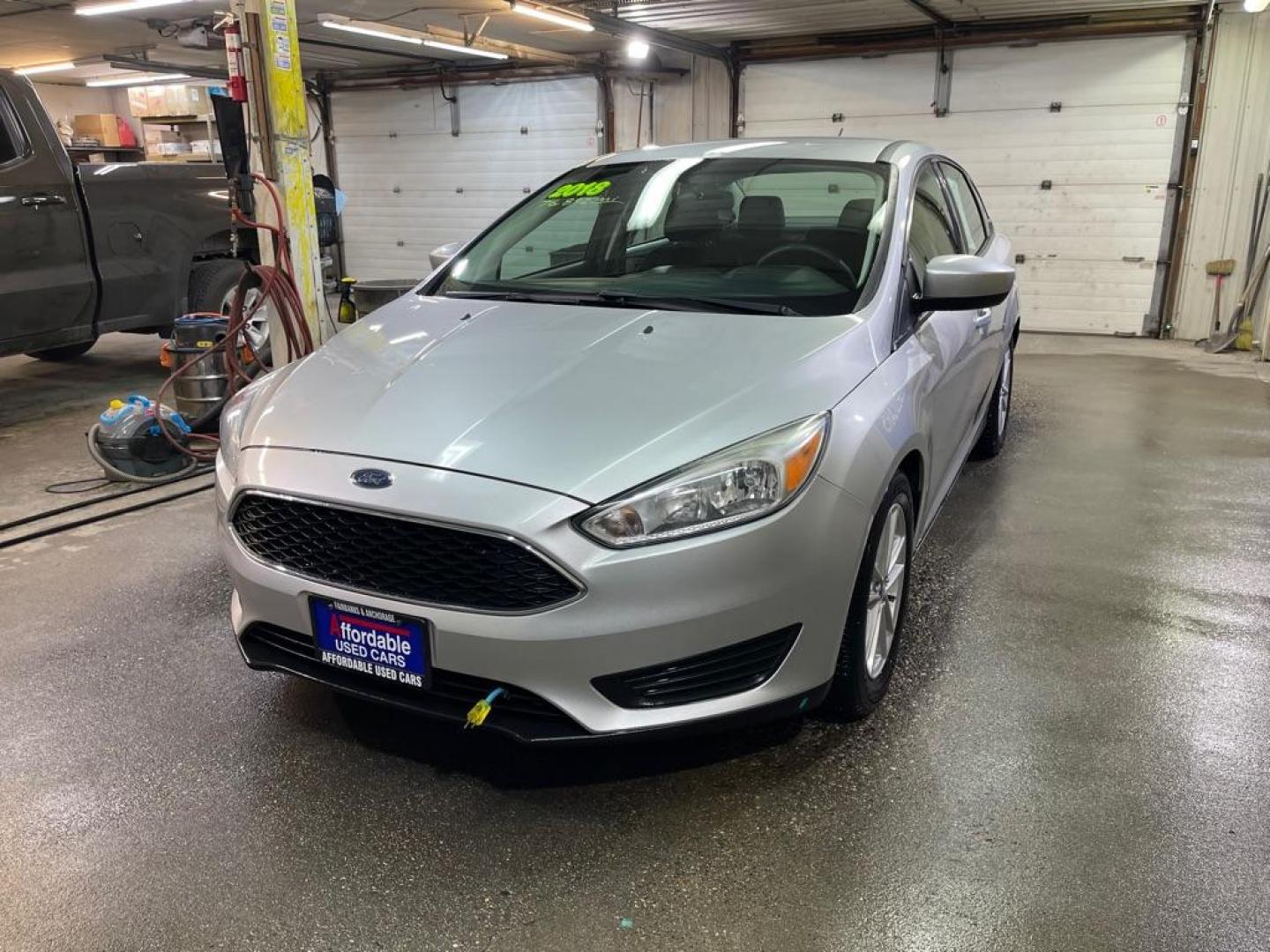 2018 SILVER FORD FOCUS SE (1FADP3F22JL) with an 2.0L engine, Automatic transmission, located at 2525 S. Cushman, Fairbanks, AK, 99701, (907) 452-5707, 64.824036, -147.712311 - Photo#1