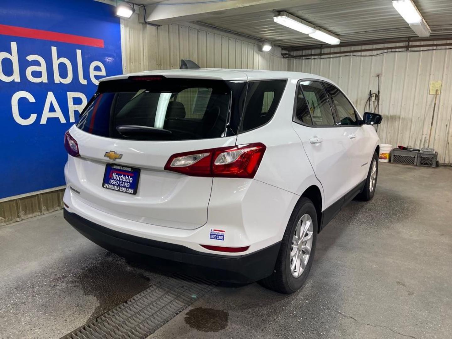 2019 WHITE CHEVROLET EQUINOX LS (2GNAXHEV0K6) with an 1.5L engine, Automatic transmission, located at 2525 S. Cushman, Fairbanks, AK, 99701, (907) 452-5707, 64.824036, -147.712311 - Photo#2