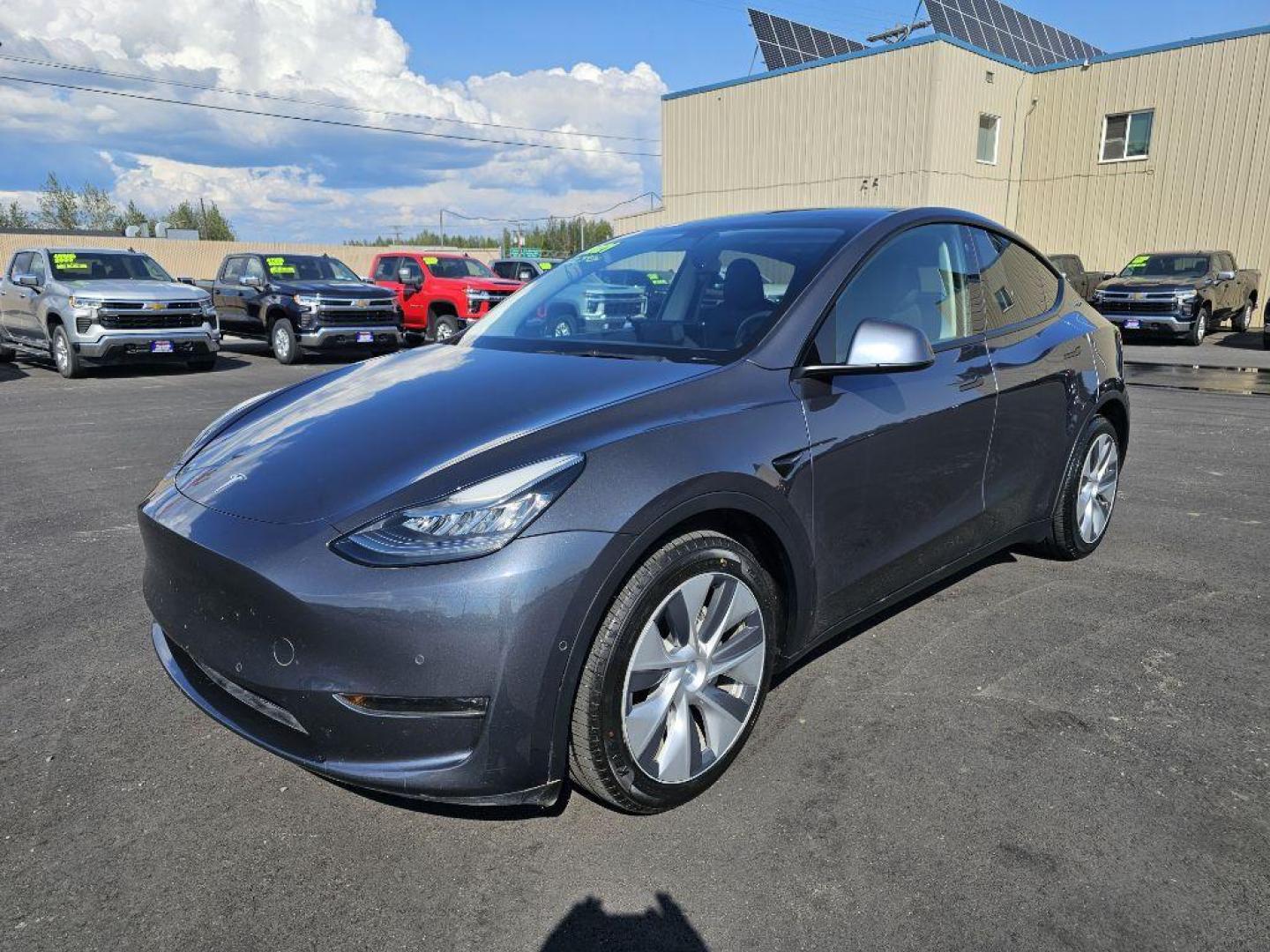 2021 GRAY TESLA MODEL Y (5YJYGDEE6MF) , Continuously Variable transmission, located at 2525 S. Cushman, Fairbanks, AK, 99701, (907) 452-5707, 64.824036, -147.712311 - Photo#2