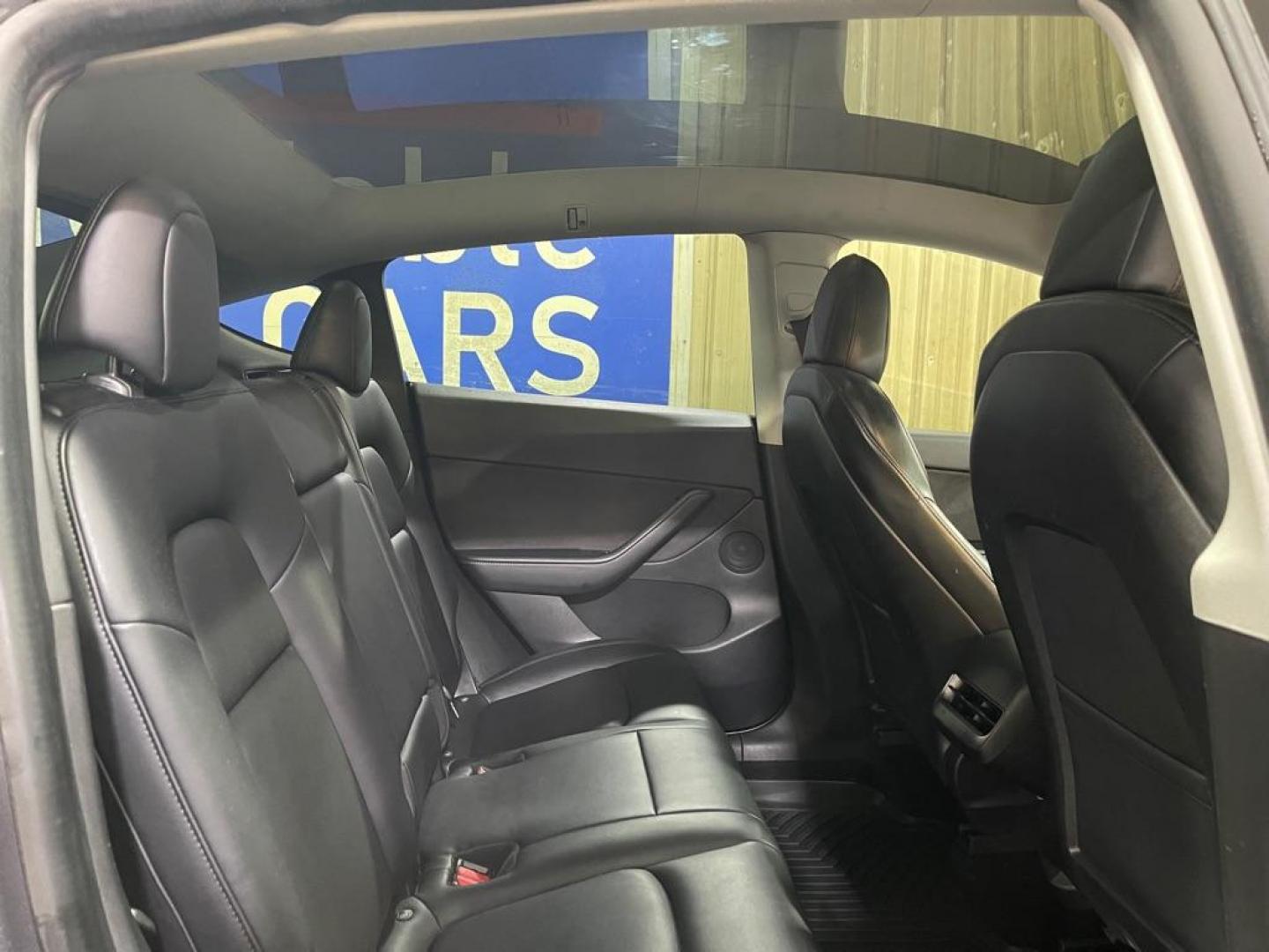 2021 GRAY TESLA MODEL Y (5YJYGDEE6MF) , Continuously Variable transmission, located at 2525 S. Cushman, Fairbanks, AK, 99701, (907) 452-5707, 64.824036, -147.712311 - Photo#4