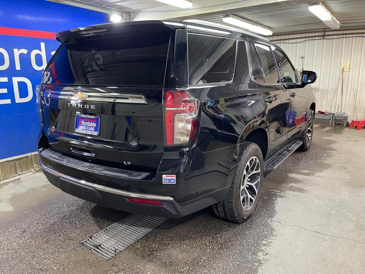 2021 BLACK CHEVROLET TAHOE 1500 LT (1GNSKNKD0MR) with an 5.3L engine, Automatic transmission, located at 2525 S. Cushman, Fairbanks, AK, 99701, (907) 452-5707, 64.824036, -147.712311 - Photo#2