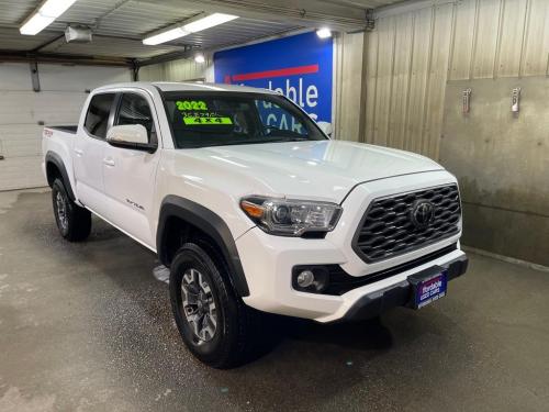 2022 TOYOTA TACOMA 4DR