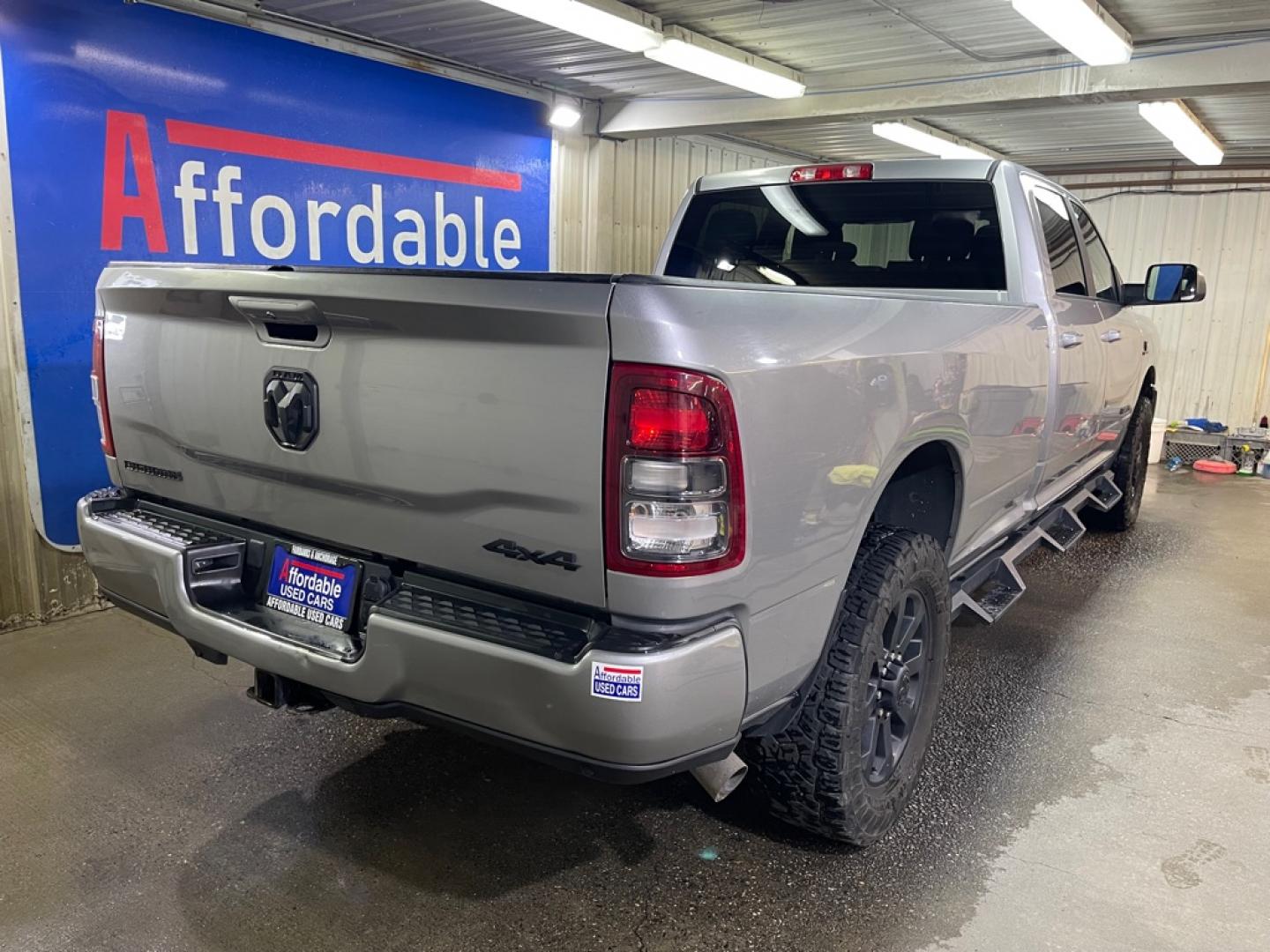 2022 SILVER RAM 3500 BIG HORN/LONE STAR (3C63R3HL7NG) with an 6.7L engine, Automatic transmission, located at 2525 S. Cushman, Fairbanks, AK, 99701, (907) 452-5707, 64.824036, -147.712311- Photo#2