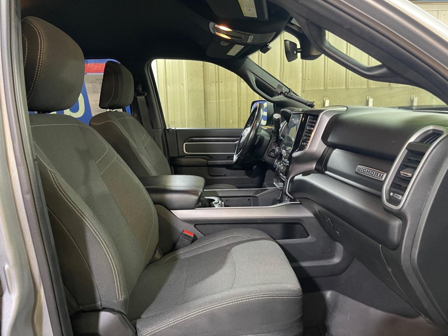2022 SILVER RAM 3500 BIG HORN/LONE STAR (3C63R3HL7NG) with an 6.7L engine, Automatic transmission, located at 2525 S. Cushman, Fairbanks, AK, 99701, (907) 452-5707, 64.824036, -147.712311- Photo#3