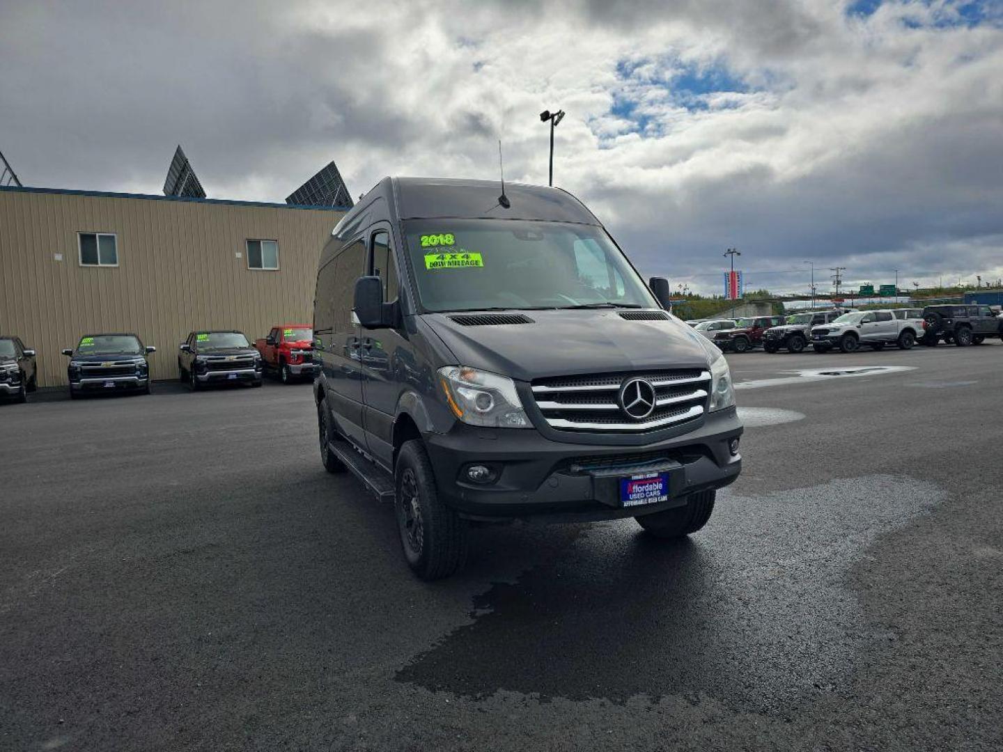 2018 GRAY MERCEDES SPRINTER 2500 (WCDFE7CD1JP) , Automatic transmission, located at 2525 S. Cushman, Fairbanks, AK, 99701, (907) 452-5707, 64.824036, -147.712311 - Photo#10