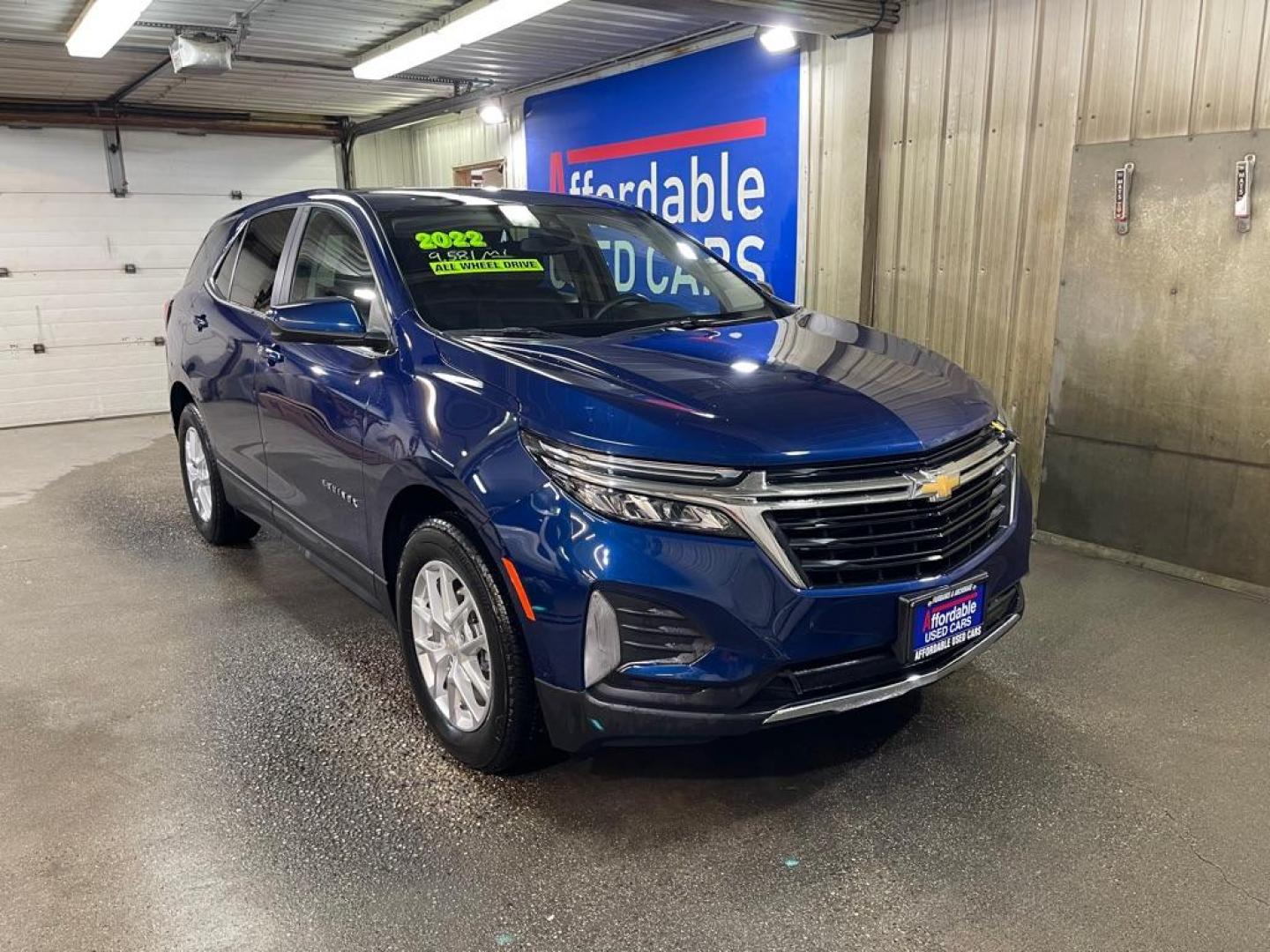 2022 BLUE CHEVROLET EQUINOX LT (3GNAXUEVXNL) with an 1.5L engine, Automatic transmission, located at 2525 S. Cushman, Fairbanks, AK, 99701, (907) 452-5707, 64.824036, -147.712311 - Photo#0