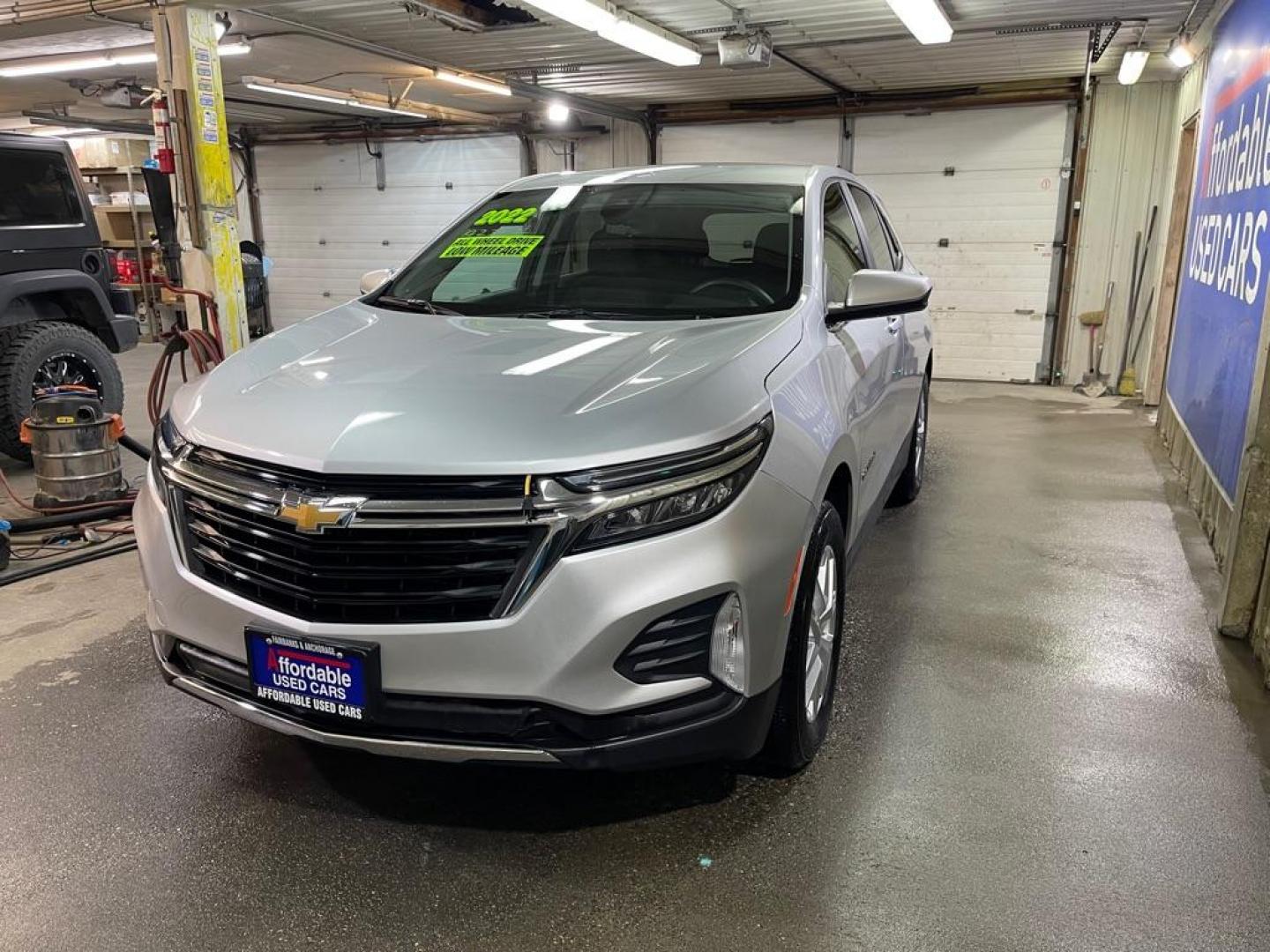 2022 SILVER CHEVROLET EQUINOX LT (3GNAXUEV0NL) with an 1.5L engine, Automatic transmission, located at 2525 S. Cushman, Fairbanks, AK, 99701, (907) 452-5707, 64.824036, -147.712311 - Photo#1