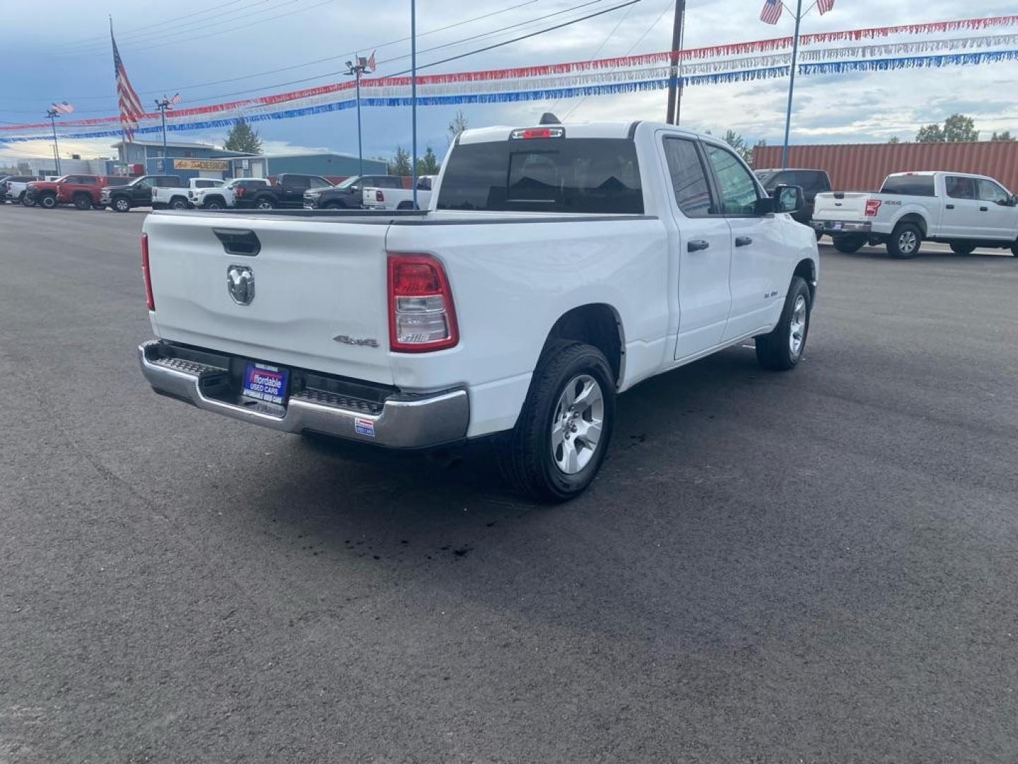 2020 WHITE RAM 1500 TRADESMAN (1C6RRFCG9LN) with an 3.6L engine, Automatic transmission, located at 2525 S. Cushman, Fairbanks, AK, 99701, (907) 452-5707, 64.824036, -147.712311 - Photo#2