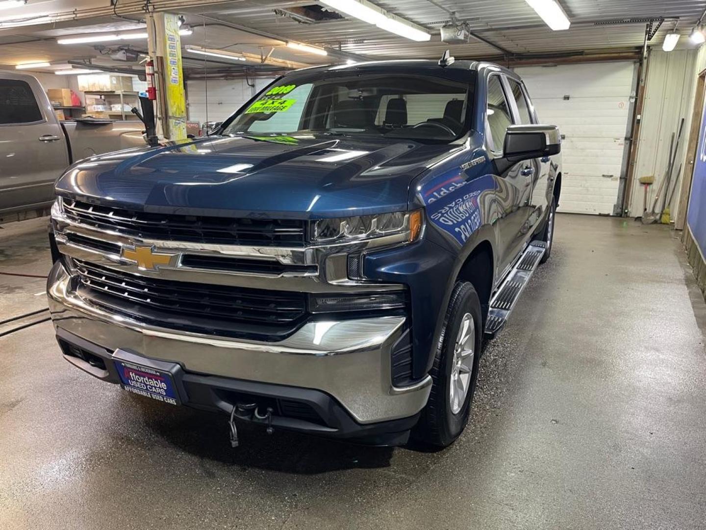 2019 BLUE CHEVROLET SILVERADO 1500 LT (3GCUYDED1KG) with an 5.3L engine, Automatic transmission, located at 2525 S. Cushman, Fairbanks, AK, 99701, (907) 452-5707, 64.824036, -147.712311 - Photo#1