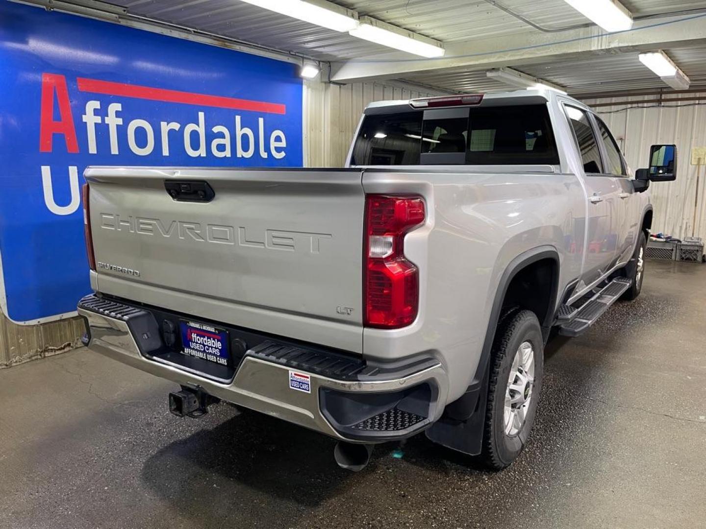 2019 BLUE CHEVROLET SILVERADO 1500 LT (3GCUYDED1KG) with an 5.3L engine, Automatic transmission, located at 2525 S. Cushman, Fairbanks, AK, 99701, (907) 452-5707, 64.824036, -147.712311 - Photo#7