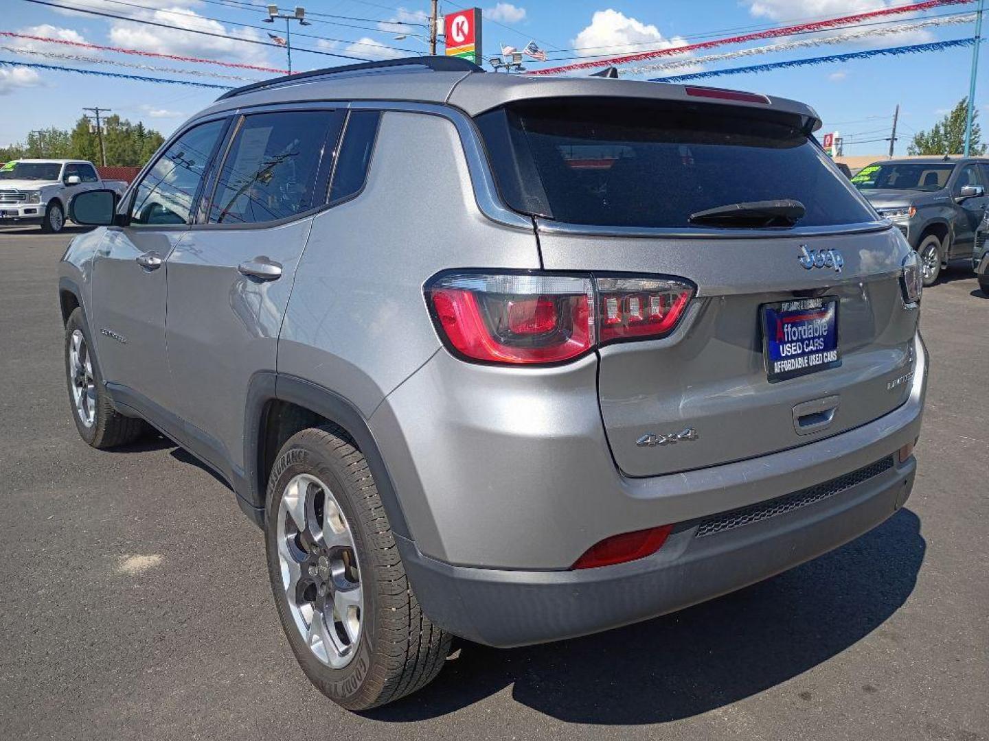 2020 SILVER JEEP COMPASS LIMITED (3C4NJDCB9LT) with an 2.4L engine, Automatic transmission, located at 2525 S. Cushman, Fairbanks, AK, 99701, (907) 452-5707, 64.824036, -147.712311 - Photo#2