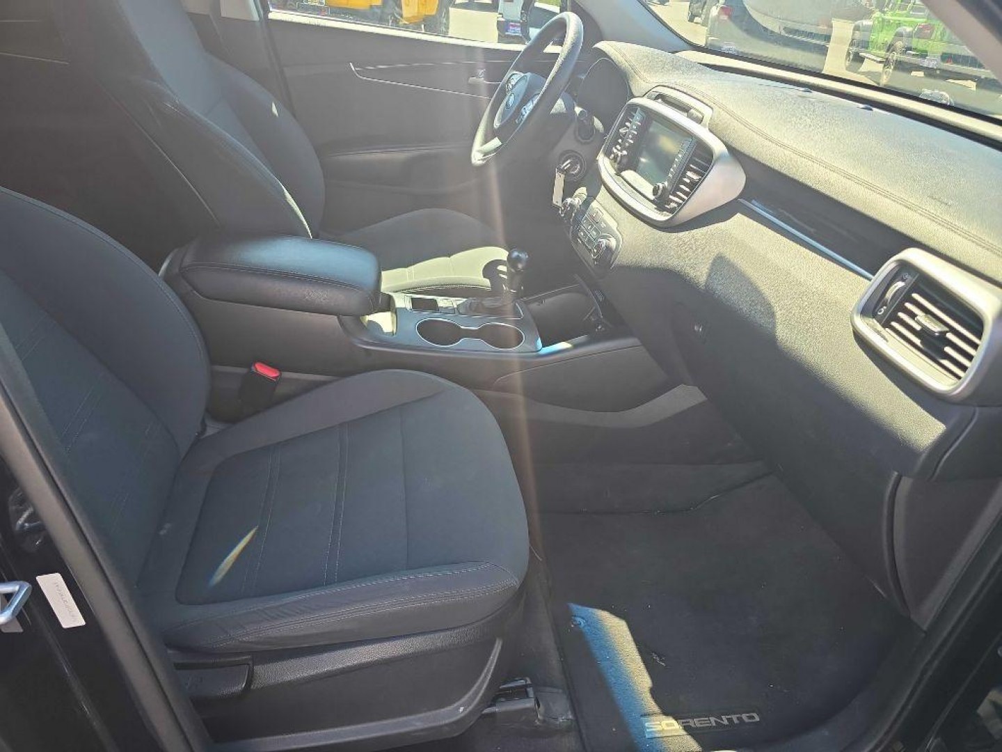 2018 BLACK KIA SORENTO LX (5XYPG4A30JG) with an 2.4L engine, Automatic transmission, located at 2525 S. Cushman, Fairbanks, AK, 99701, (907) 452-5707, 64.824036, -147.712311- Photo#3
