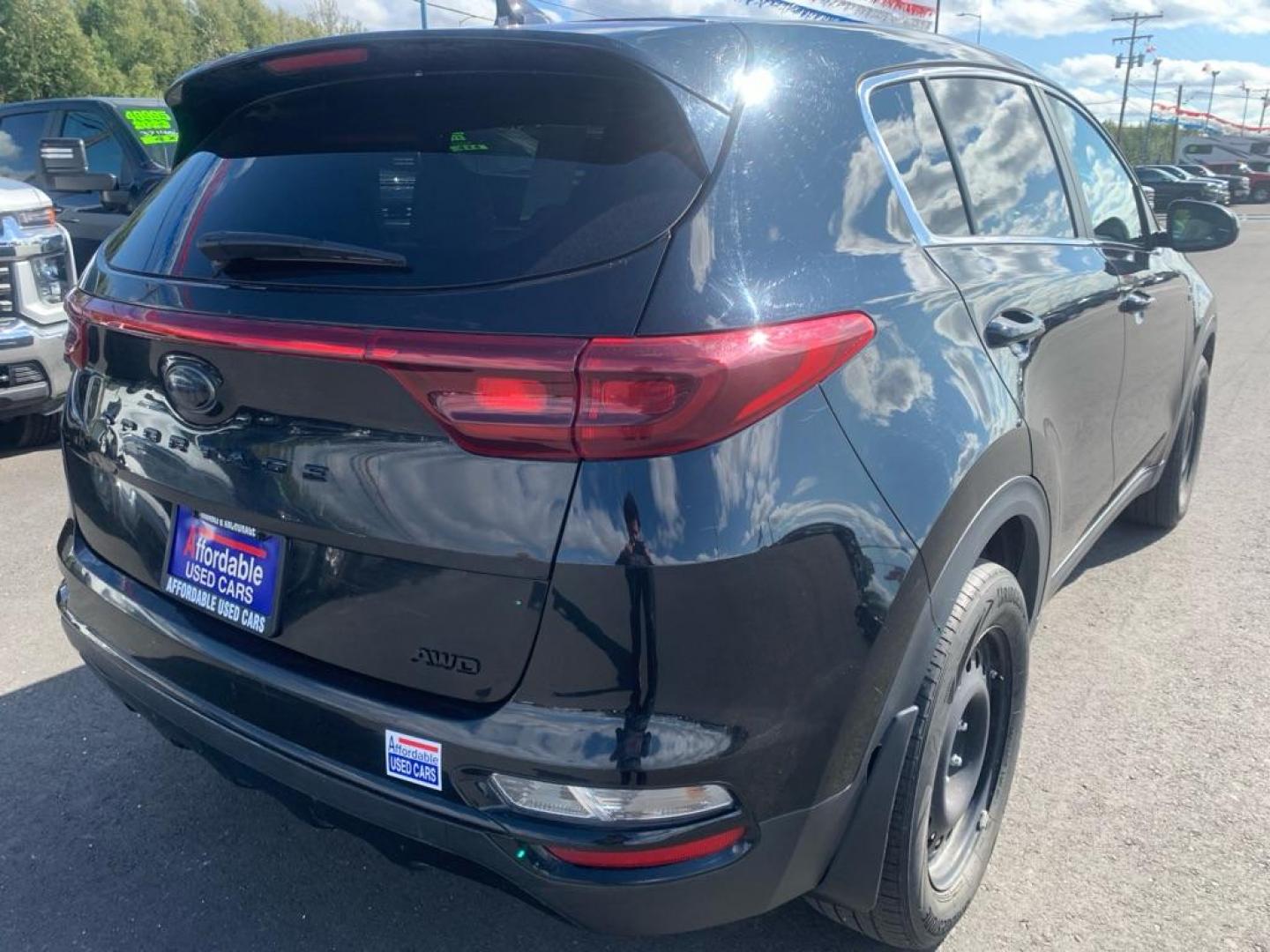 2020 BLACK KIA SPORTAGE LX (KNDPMCAC7L7) with an 2.4L engine, Automatic transmission, located at 2525 S. Cushman, Fairbanks, AK, 99701, (907) 452-5707, 64.824036, -147.712311 - Photo#3