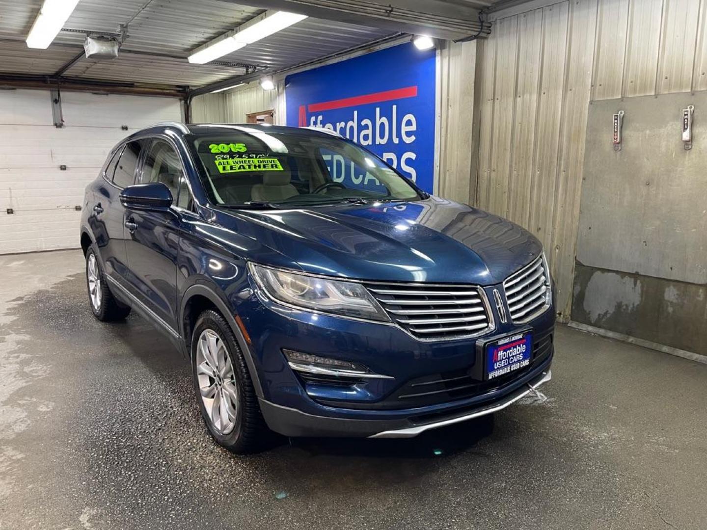 2015 BLUE LINCOLN MKC (5LMCJ2A96FU) with an 2.0L engine, Automatic transmission, located at 2525 S. Cushman, Fairbanks, AK, 99701, (907) 452-5707, 64.824036, -147.712311 - Photo#0