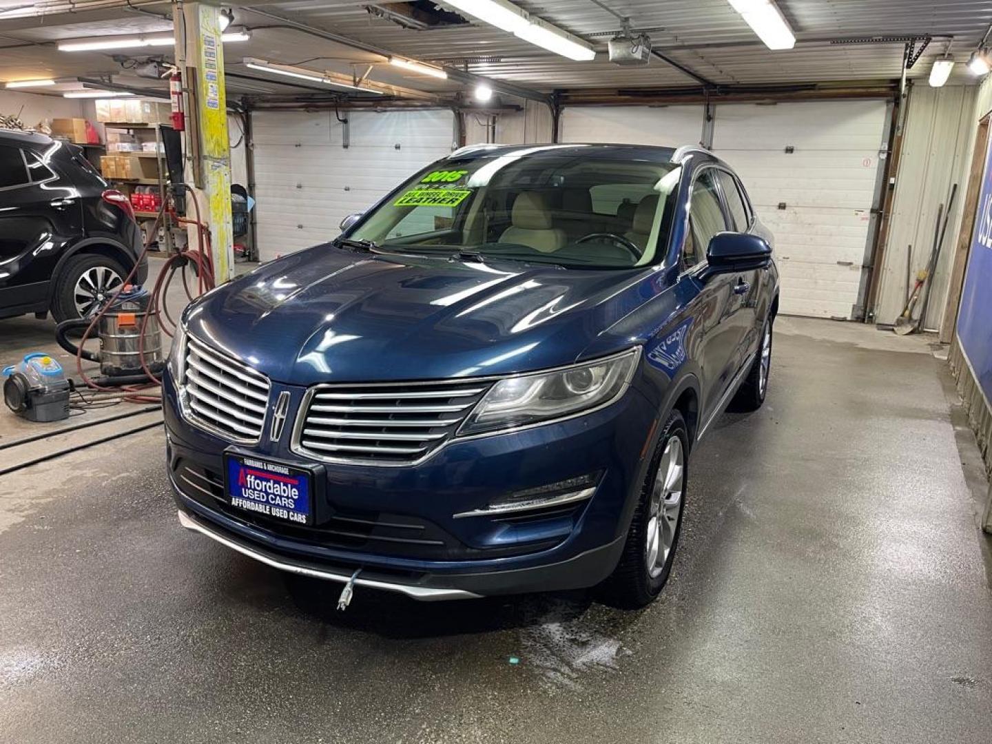 2015 BLUE LINCOLN MKC (5LMCJ2A96FU) with an 2.0L engine, Automatic transmission, located at 2525 S. Cushman, Fairbanks, AK, 99701, (907) 452-5707, 64.824036, -147.712311 - Photo#1