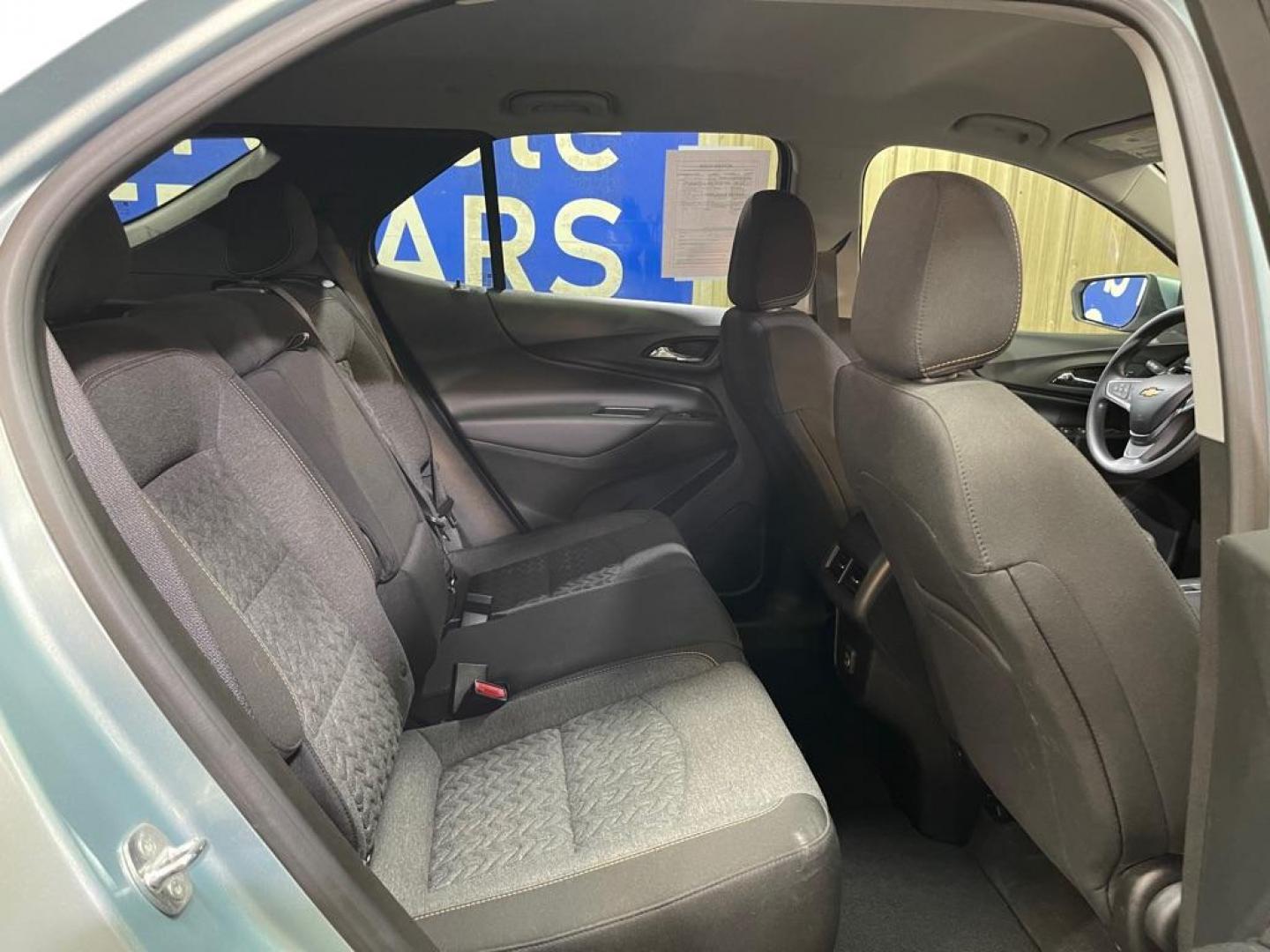 2022 BLUE CHEVROLET EQUINOX LT (2GNAXUEV8N6) with an 1.5L engine, Automatic transmission, located at 2525 S. Cushman, Fairbanks, AK, 99701, (907) 452-5707, 64.824036, -147.712311 - Photo#4