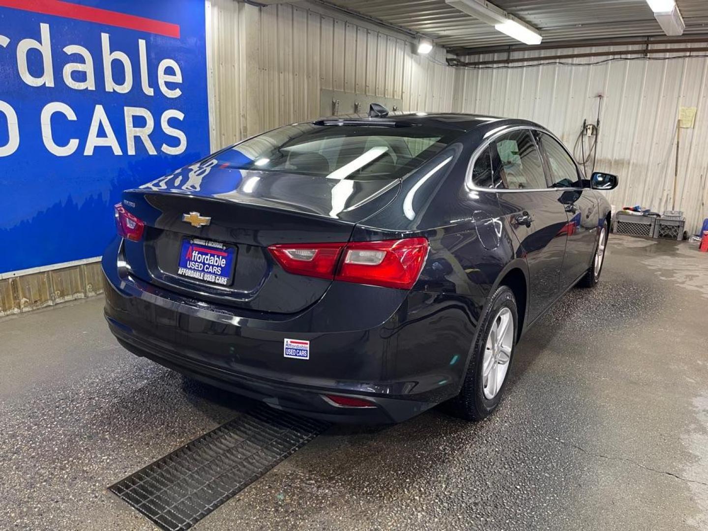 2022 GRAY CHEVROLET MALIBU LS (1G1ZB5ST0NF) with an 1.5L engine, Continuously Variable transmission, located at 2525 S. Cushman, Fairbanks, AK, 99701, (907) 452-5707, 64.824036, -147.712311 - Photo#2