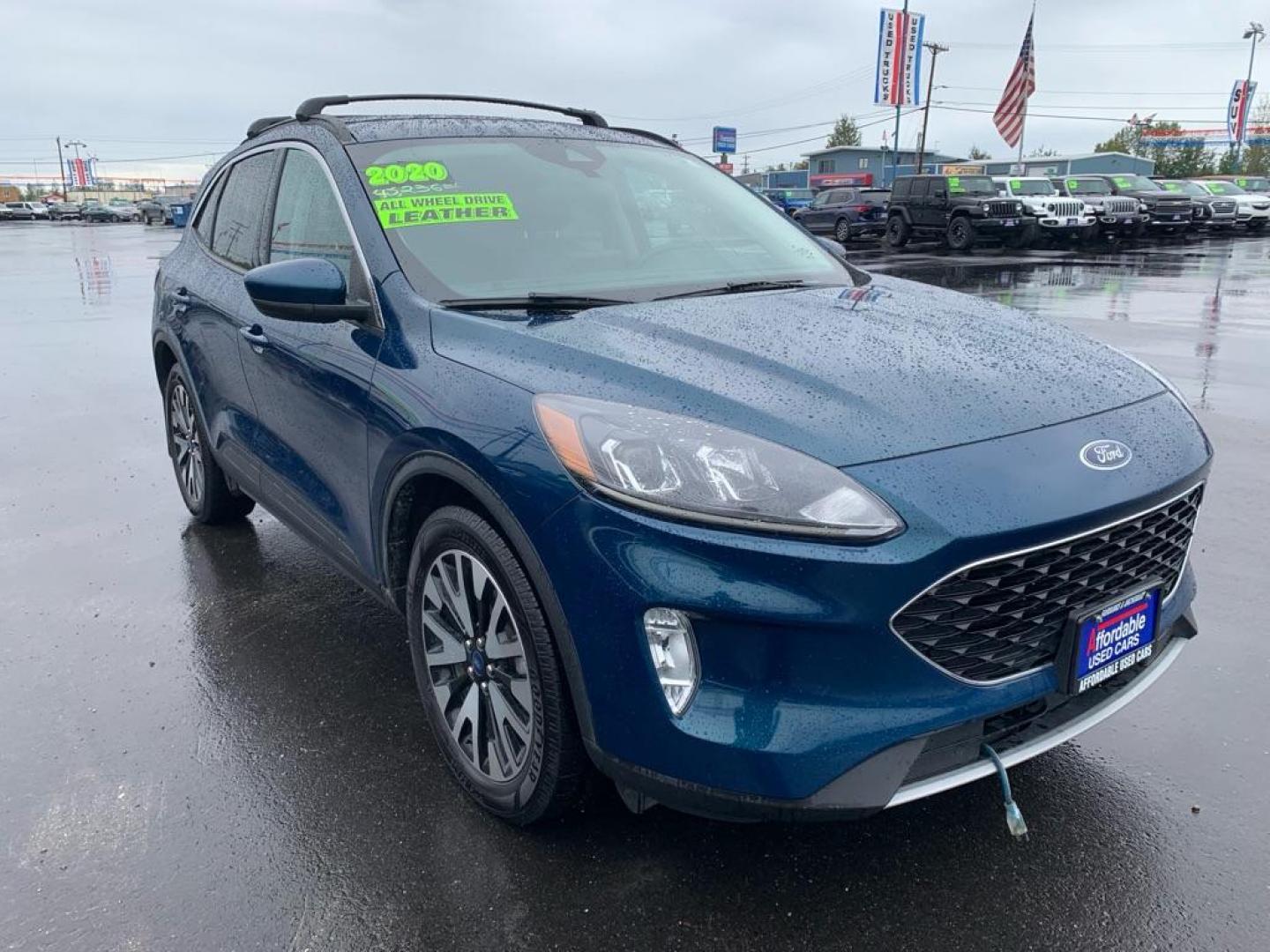 2020 BLUE FORD ESCAPE SEL (1FMCU9H91LU) with an 2.0L engine, Automatic transmission, located at 2525 S. Cushman, Fairbanks, AK, 99701, (907) 452-5707, 64.824036, -147.712311 - Photo#0