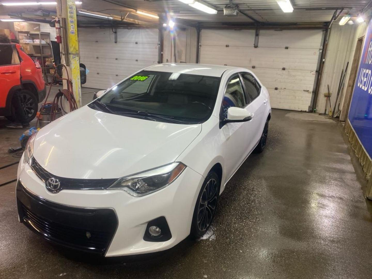 2016 WHITE TOYOTA COROLLA L (2T1BURHE1GC) with an 1.8L engine, Automatic transmission, located at 2525 S. Cushman, Fairbanks, AK, 99701, (907) 452-5707, 64.824036, -147.712311 - Photo#1