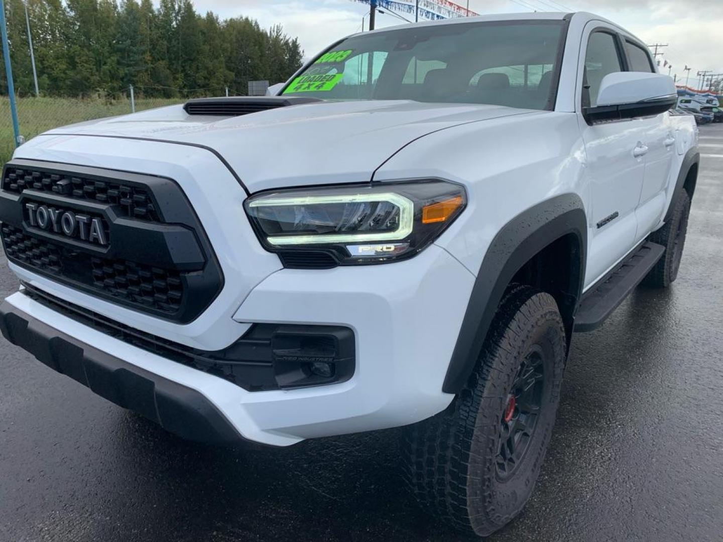 2023 WHITE TOYOTA TACOMA DOUBLE CAB (3TYCZ5ANXPT) with an 3.5L engine, Automatic transmission, located at 2525 S. Cushman, Fairbanks, AK, 99701, (907) 452-5707, 64.824036, -147.712311 - Photo#1