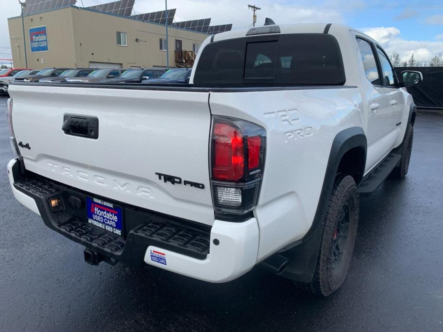 2023 WHITE TOYOTA TACOMA DOUBLE CAB (3TYCZ5ANXPT) with an 3.5L engine, Automatic transmission, located at 2525 S. Cushman, Fairbanks, AK, 99701, (907) 452-5707, 64.824036, -147.712311 - Photo#3