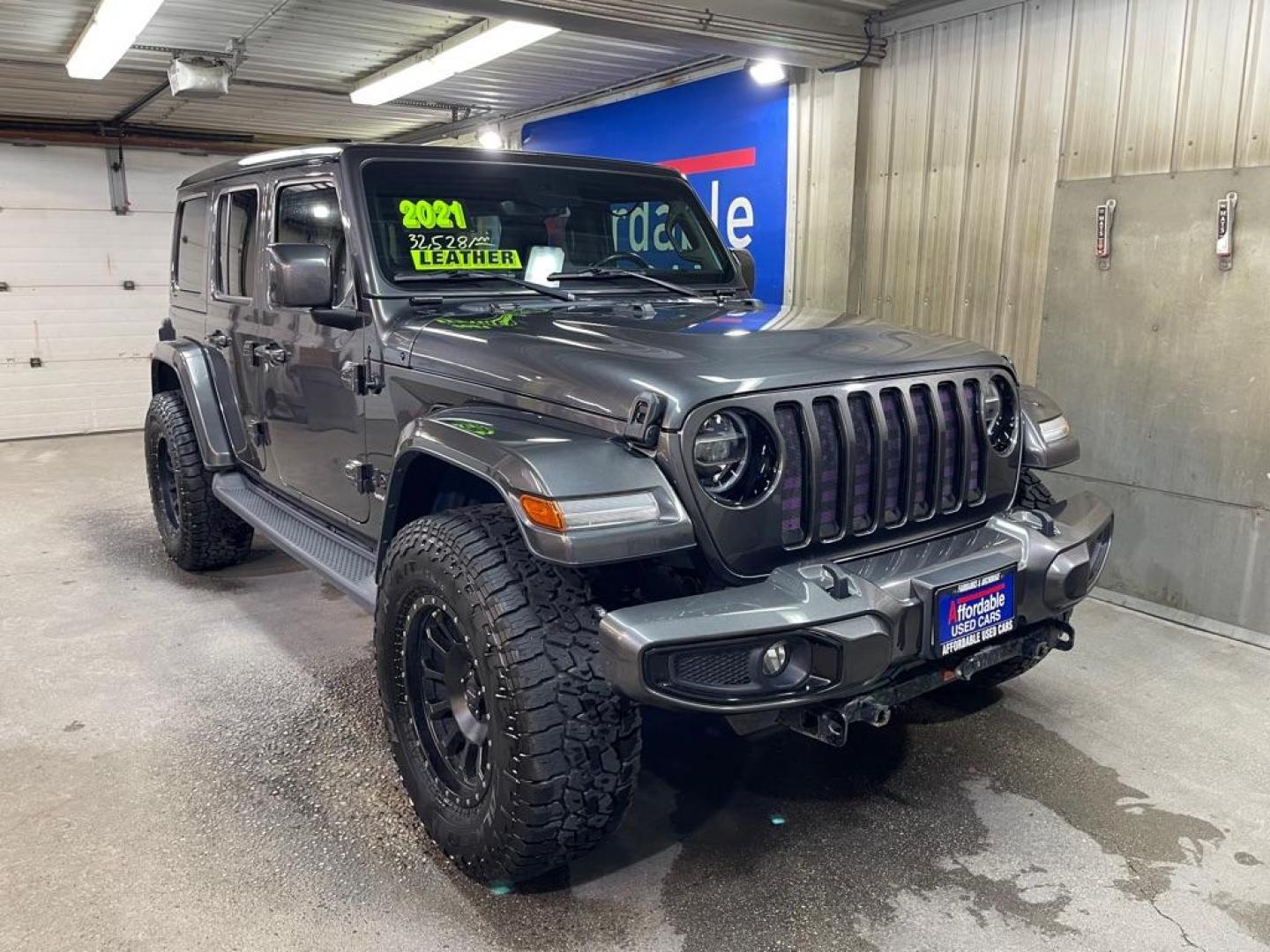 2021 GRAY JEEP WRANGLER UNLIMI SAHARA (1C4HJXEM8MW) with an 3.0L engine, Automatic transmission, located at 2525 S. Cushman, Fairbanks, AK, 99701, (907) 452-5707, 64.824036, -147.712311 - Photo#0