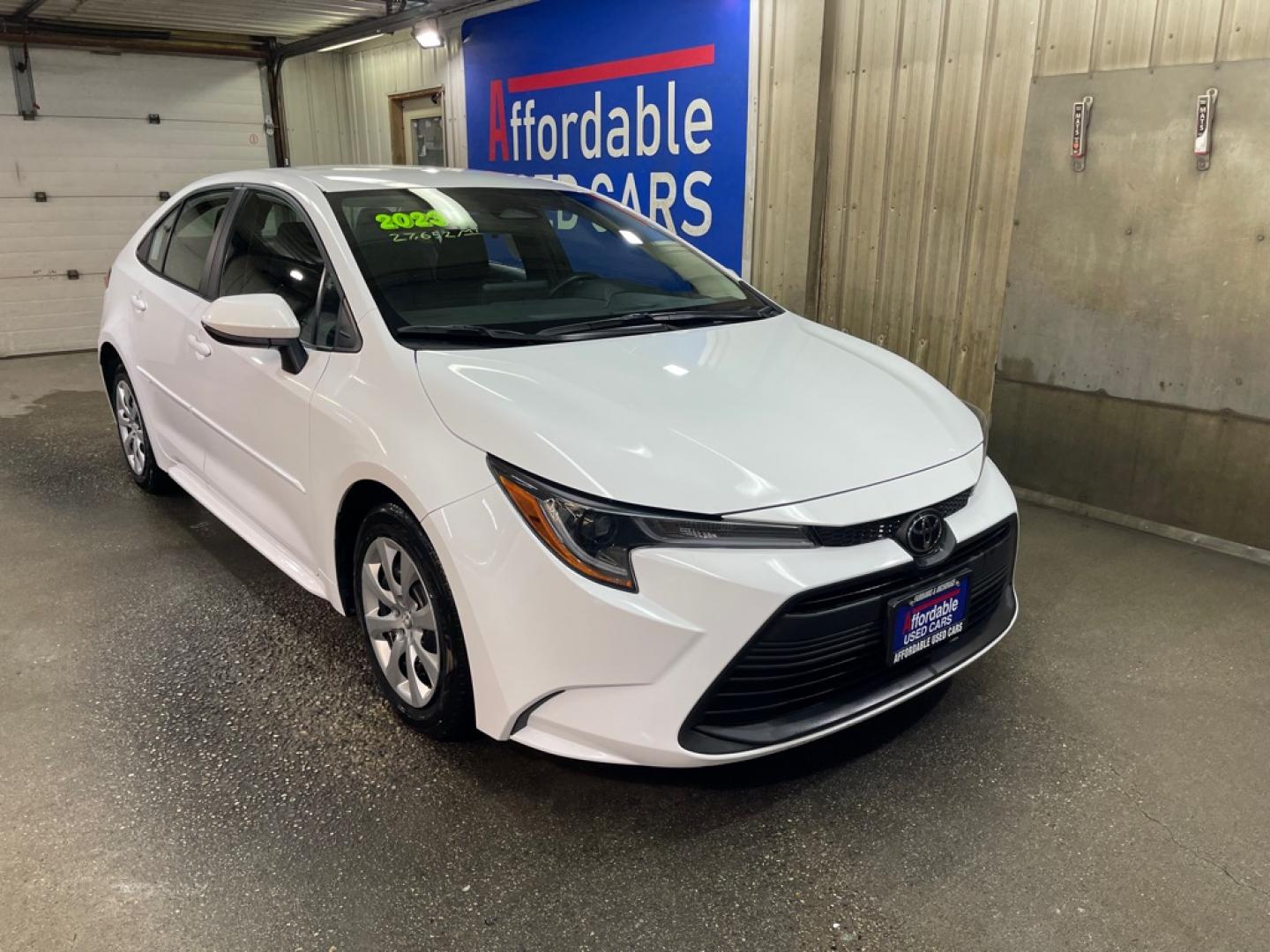 2023 WHITE TOYOTA COROLLA LE LE (5YFB4MDE7PP) with an 2.0L engine, Automatic transmission, located at 2525 S. Cushman, Fairbanks, AK, 99701, (907) 452-5707, 64.824036, -147.712311- Photo#0