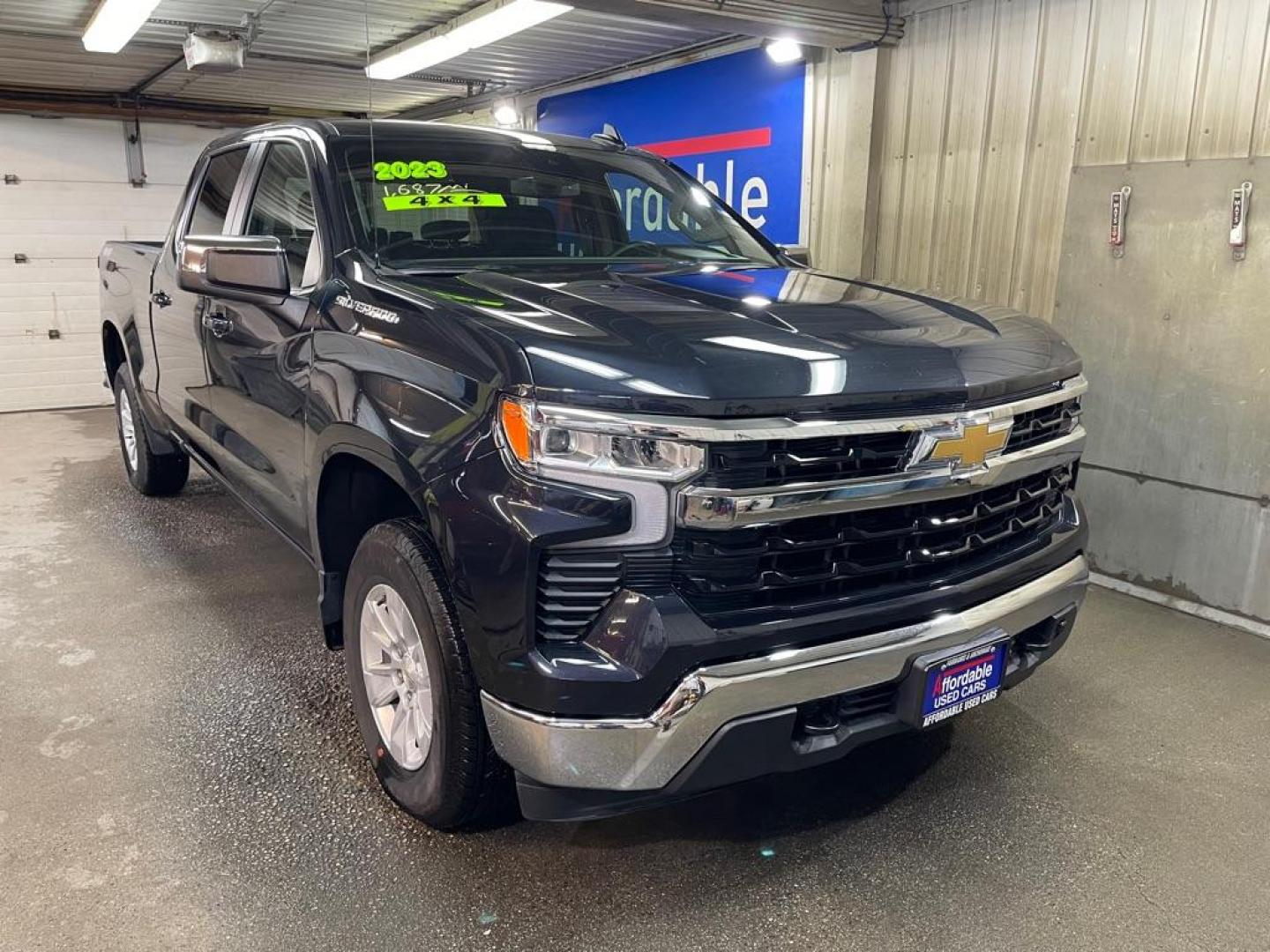 2023 GRAY CHEVROLET SILVERADO 1500 LT (1GCUDDED4PZ) with an 5.3L engine, Automatic transmission, located at 2525 S. Cushman, Fairbanks, AK, 99701, (907) 452-5707, 64.824036, -147.712311 - Photo#0