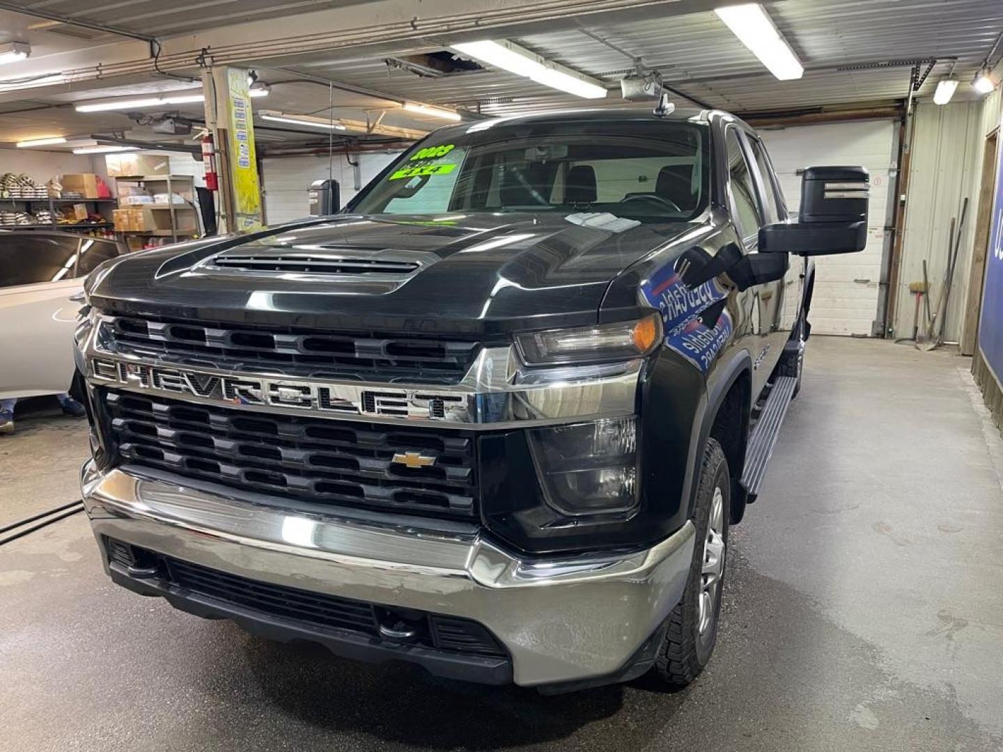 2023 GRAY CHEVROLET SILVERADO 1500 LT (1GCUDDED4PZ) with an 5.3L engine, Automatic transmission, located at 2525 S. Cushman, Fairbanks, AK, 99701, (907) 452-5707, 64.824036, -147.712311 - Photo#6