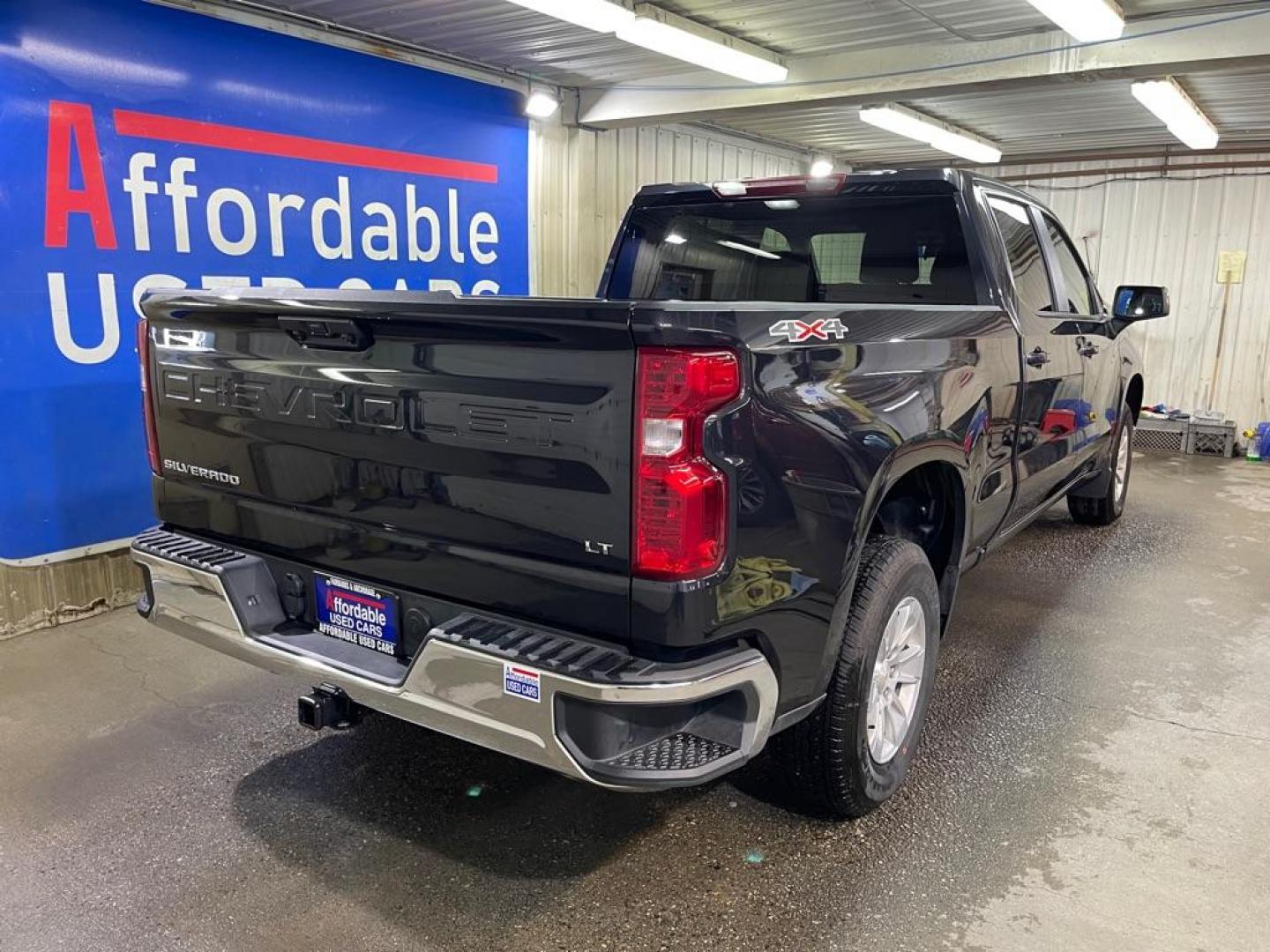 2023 GRAY CHEVROLET SILVERADO 1500 LT (1GCUDDED4PZ) with an 5.3L engine, Automatic transmission, located at 2525 S. Cushman, Fairbanks, AK, 99701, (907) 452-5707, 64.824036, -147.712311 - Photo#2