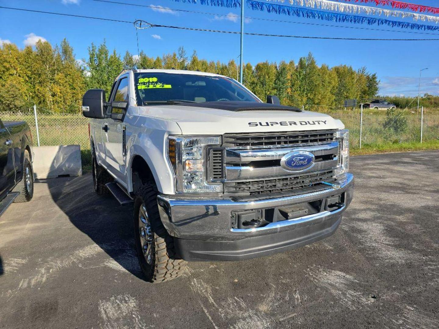 2019 WHITE FORD F250 SUPER DUTY (1FTBF2B68KE) with an 6.2L engine, Automatic transmission, located at 2525 S. Cushman, Fairbanks, AK, 99701, (907) 452-5707, 64.824036, -147.712311 - Photo#0