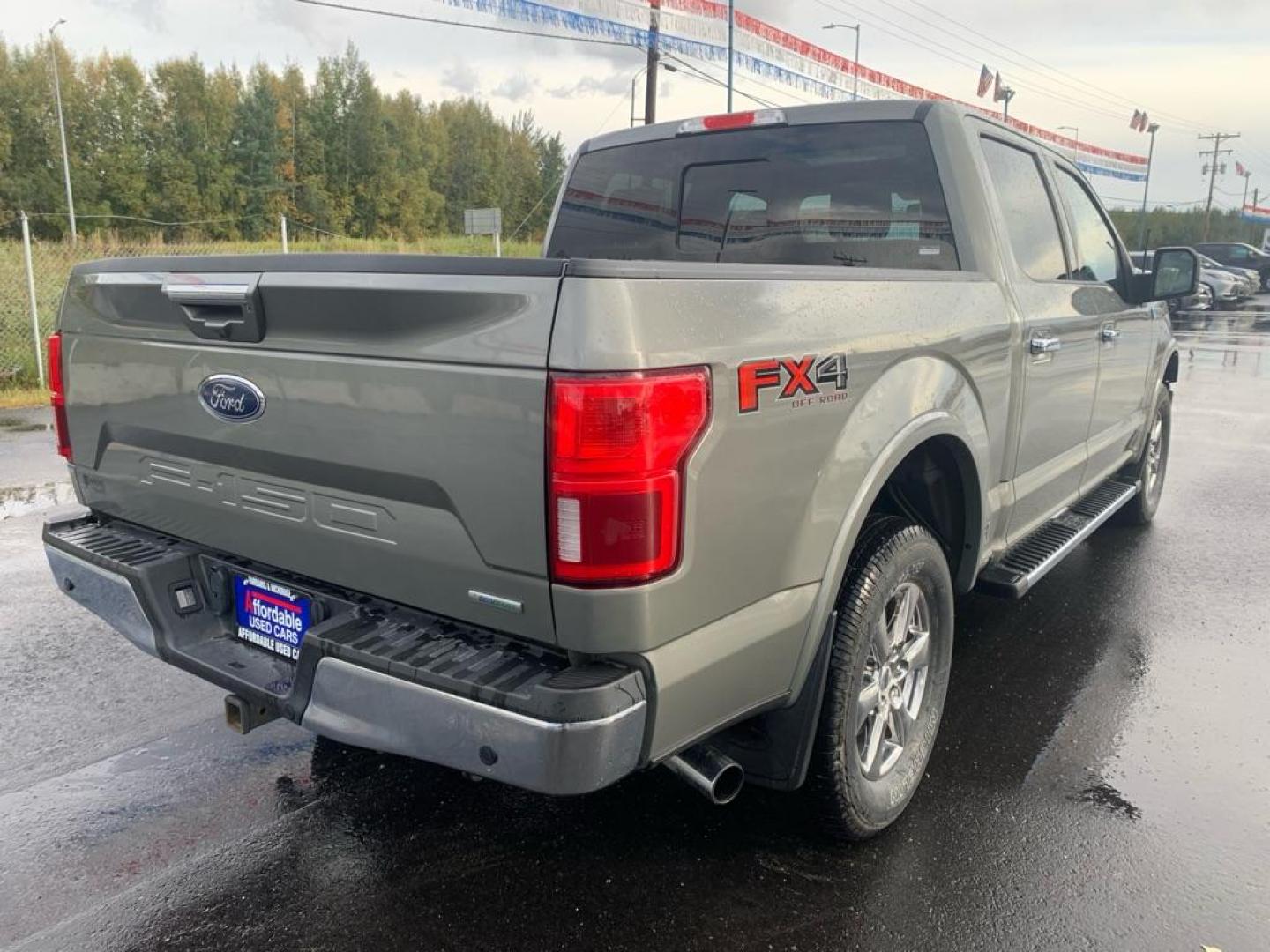 2020 GREEN FORD F150 SUPERCREW (1FTEW1E47LK) with an 3.5L engine, Automatic transmission, located at 2525 S. Cushman, Fairbanks, AK, 99701, (907) 452-5707, 64.824036, -147.712311 - Photo#3