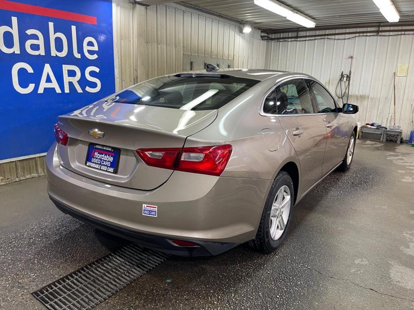 2022 TAN CHEVROLET MALIBU LS (1G1ZB5ST7NF) with an 1.5L engine, Continuously Variable transmission, located at 2525 S. Cushman, Fairbanks, AK, 99701, (907) 452-5707, 64.824036, -147.712311 - Photo#2