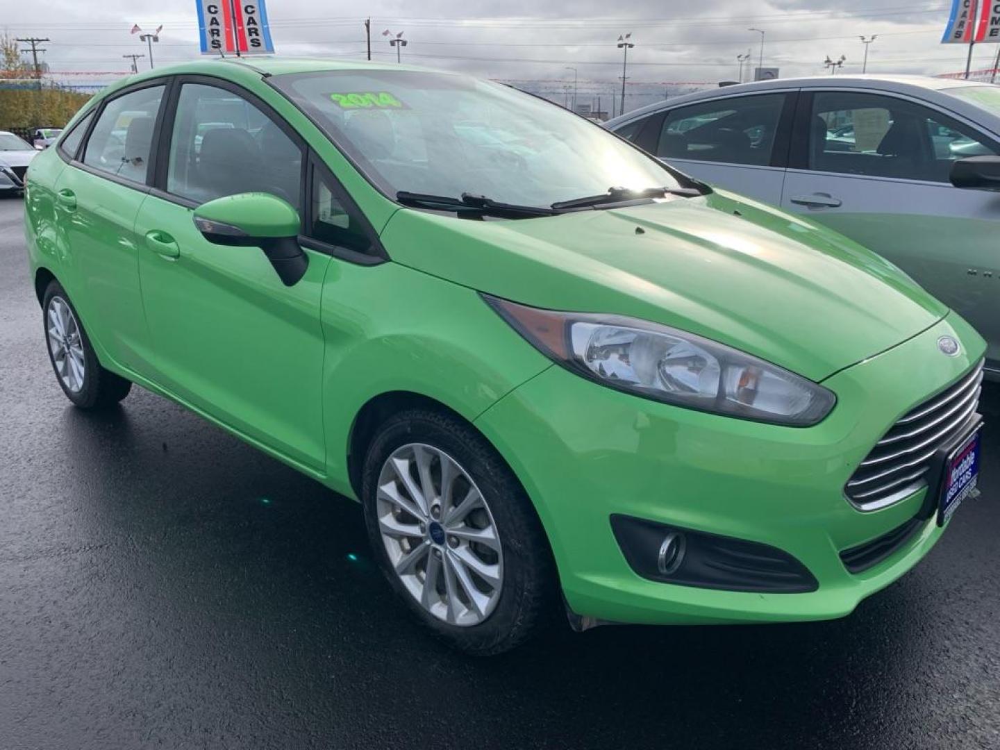 2014 GREEN FORD FIESTA SE (3FADP4BJ0EM) with an 1.6L engine, Automatic transmission, located at 2525 S. Cushman, Fairbanks, AK, 99701, (907) 452-5707, 64.824036, -147.712311 - Photo#0