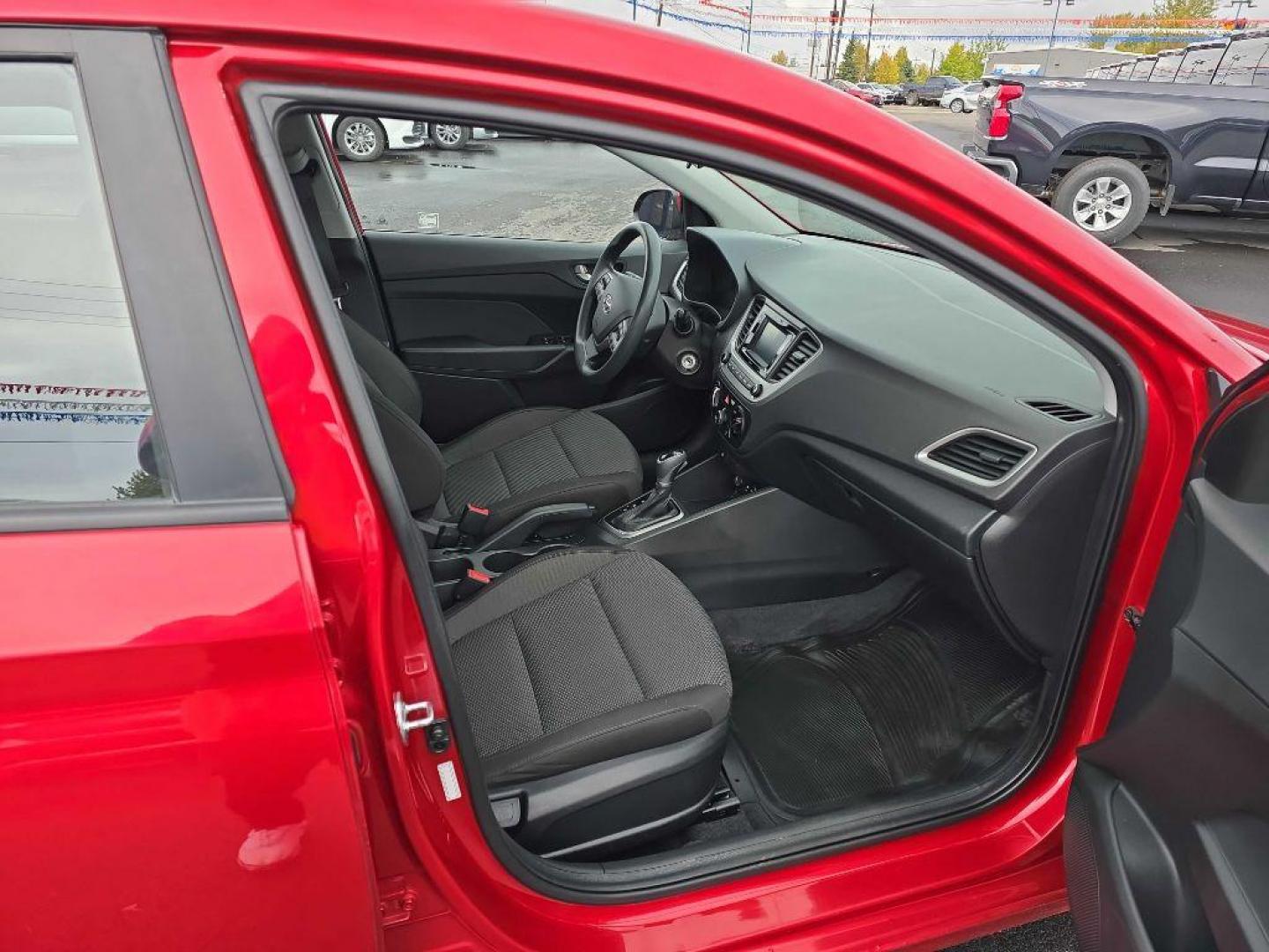 2019 RED HYUNDAI ACCENT SE (3KPC24A39KE) with an 1.6L engine, Automatic transmission, located at 2525 S. Cushman, Fairbanks, AK, 99701, (907) 452-5707, 64.824036, -147.712311 - Photo#4