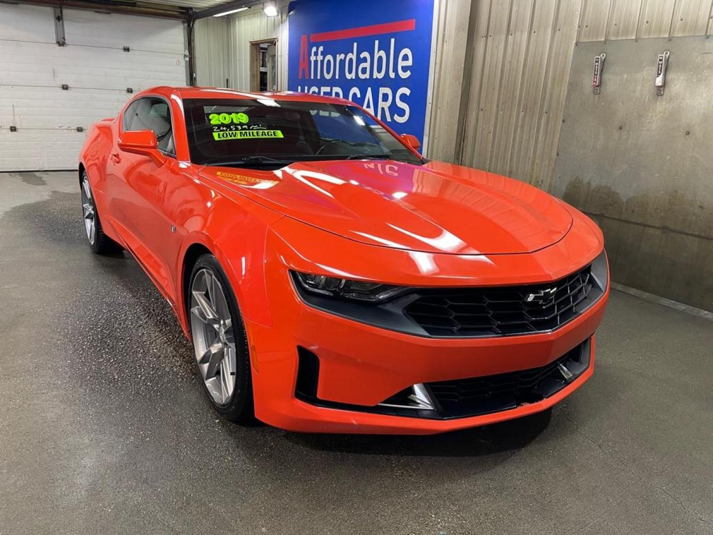 2019 ORANGE CHEVROLET CAMARO LT (1G1FB1RX1K0) with an 2.0L engine, Automatic transmission, located at 2525 S. Cushman, Fairbanks, AK, 99701, (907) 452-5707, 64.824036, -147.712311 - Photo#0