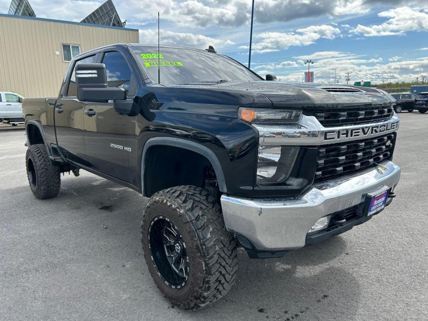 2022 BLACK CHEVROLET SILVERADO 2500 HEAVY DUTY LT (2GC4YNEY9N1) with an 6.6L engine, Automatic transmission, located at 2525 S. Cushman, Fairbanks, AK, 99701, (907) 452-5707, 64.824036, -147.712311 - Photo#1