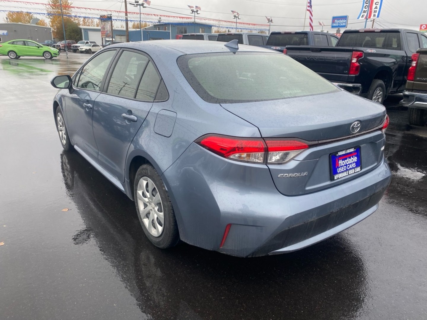 2022 GRAY TOYOTA COROLLA LE LE (JTDEPMAE5NJ) with an 1.8L engine, Continuously Variable transmission, located at 2525 S. Cushman, Fairbanks, AK, 99701, (907) 452-5707, 64.824036, -147.712311- Photo#3