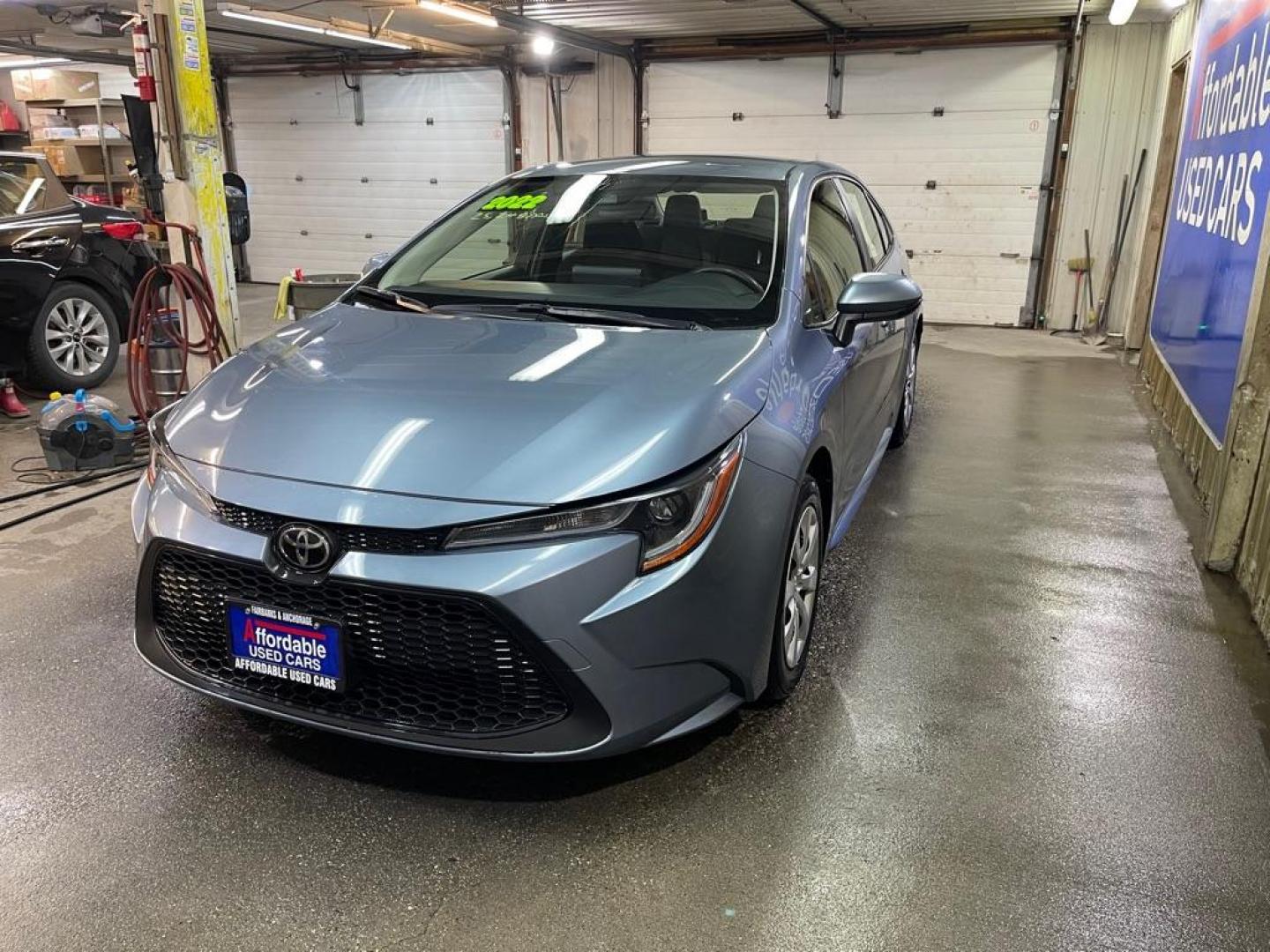 2022 BLUE TOYOTA COROLLA LE LE (JTDEPMAE7NJ) with an 1.8L engine, Continuously Variable transmission, located at 2525 S. Cushman, Fairbanks, AK, 99701, (907) 452-5707, 64.824036, -147.712311 - Photo#1