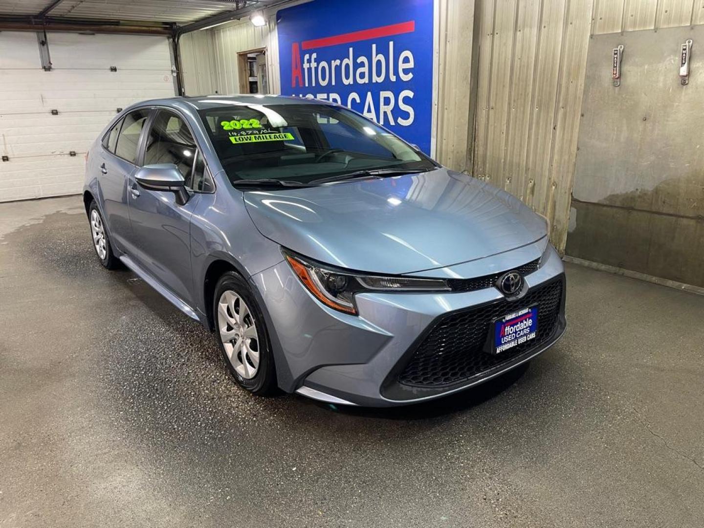 2022 GRAY TOYOTA COROLLA LE LE (JTDEPMAEXNJ) with an 1.8L engine, Continuously Variable transmission, located at 2525 S. Cushman, Fairbanks, AK, 99701, (907) 452-5707, 64.824036, -147.712311 - Photo#0