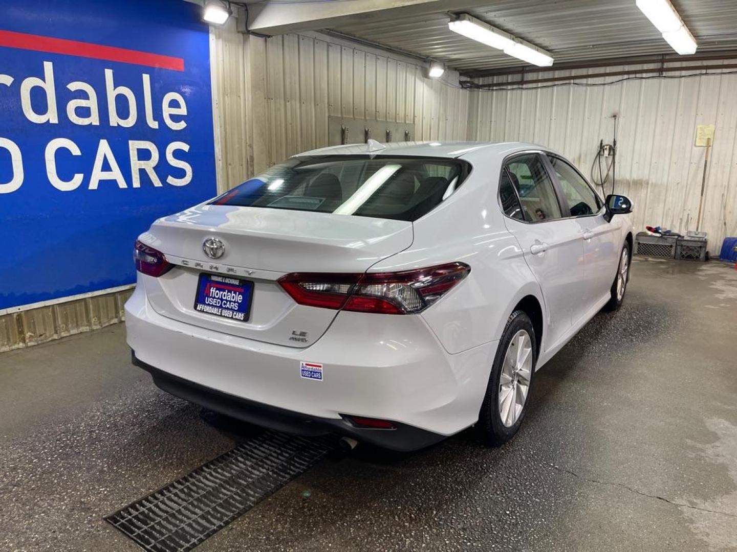 2022 WHITE TOYOTA CAMRY AWD LE LE (4T1C11BK3NU) with an 2.5L engine, Automatic transmission, located at 2525 S. Cushman, Fairbanks, AK, 99701, (907) 452-5707, 64.824036, -147.712311 - Photo#2